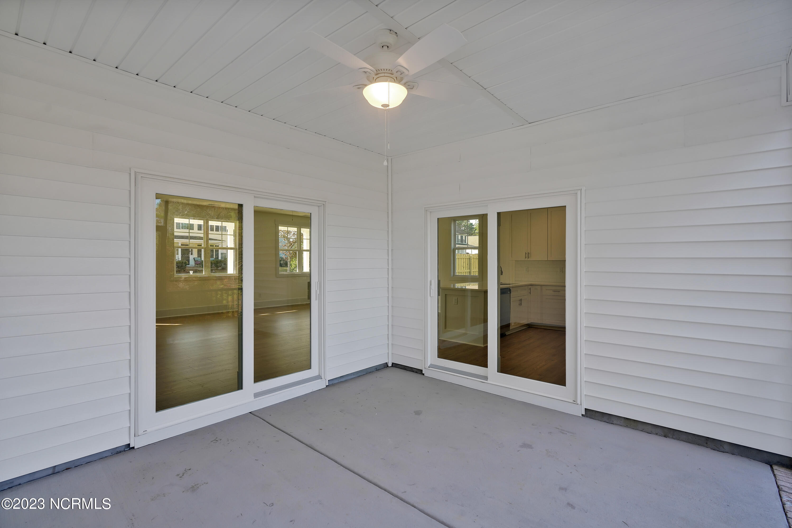 9460 Cottonwood Lane