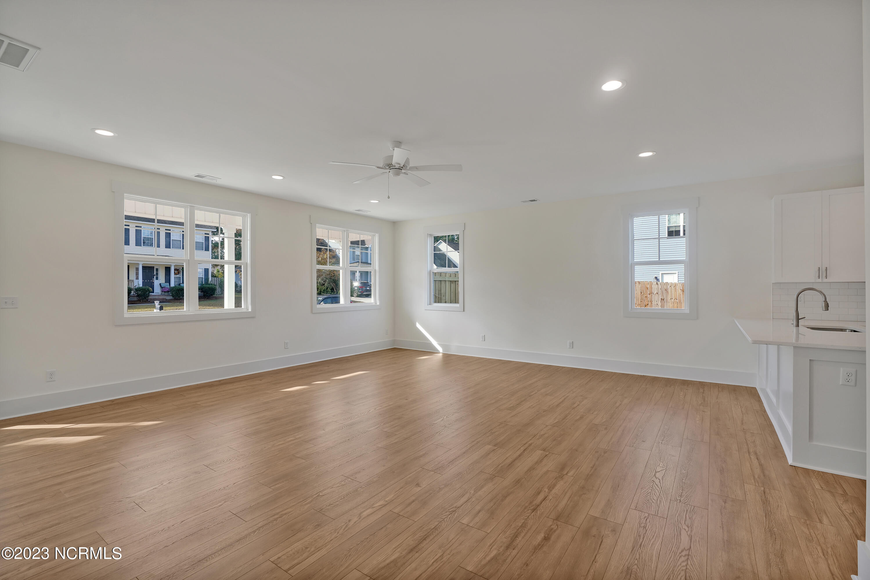 9460 Cottonwood Lane