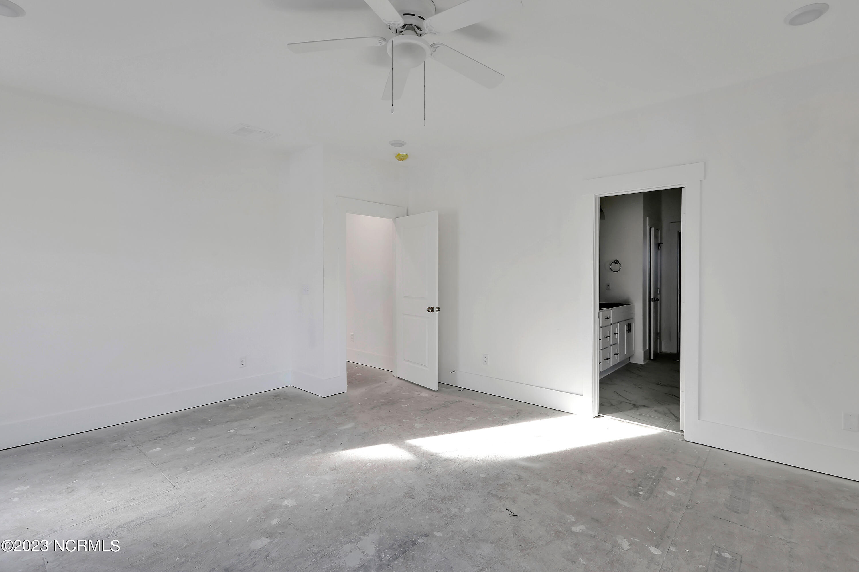 6528 Oak Canopy Drive
