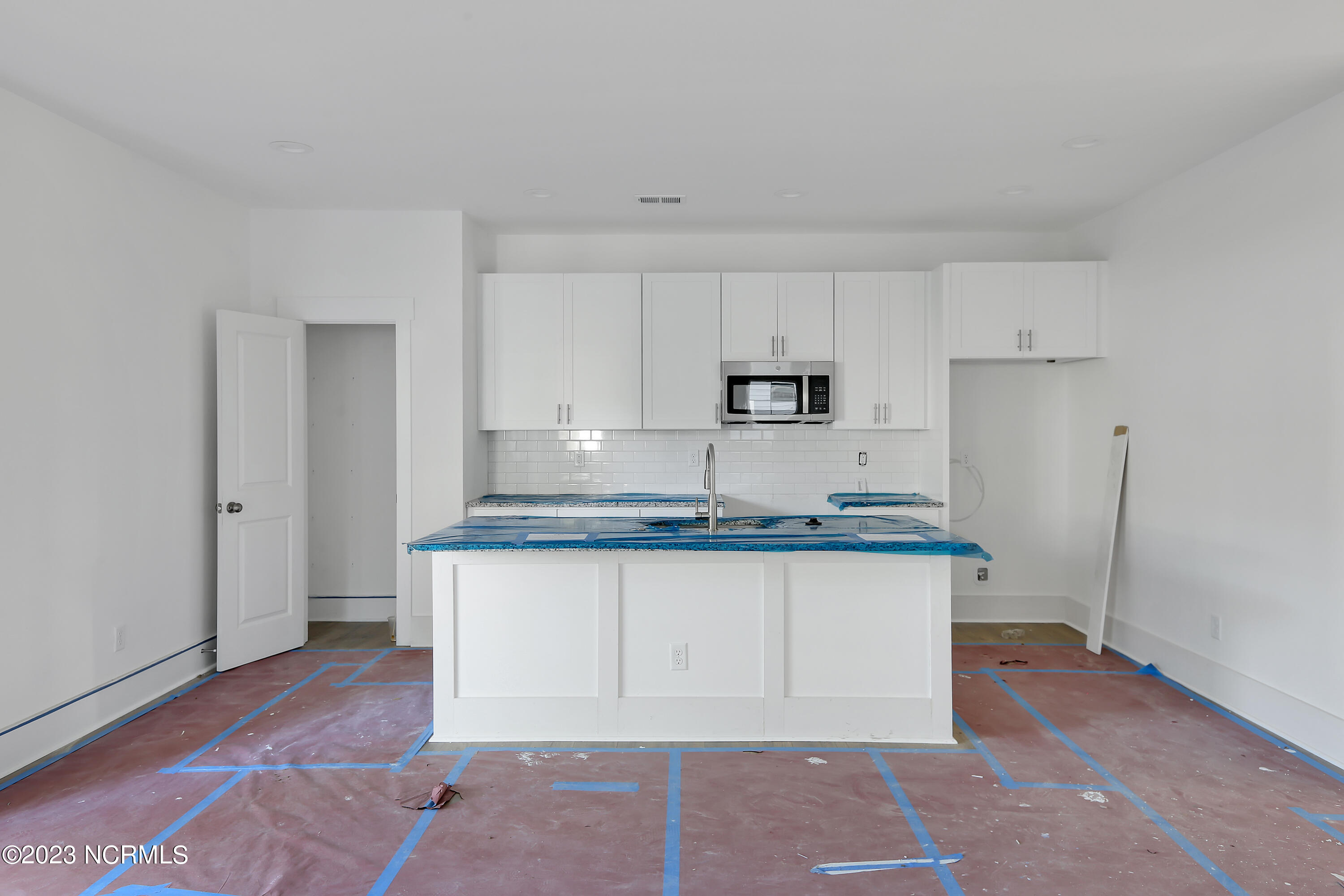 6524 Oak Canopy Drive