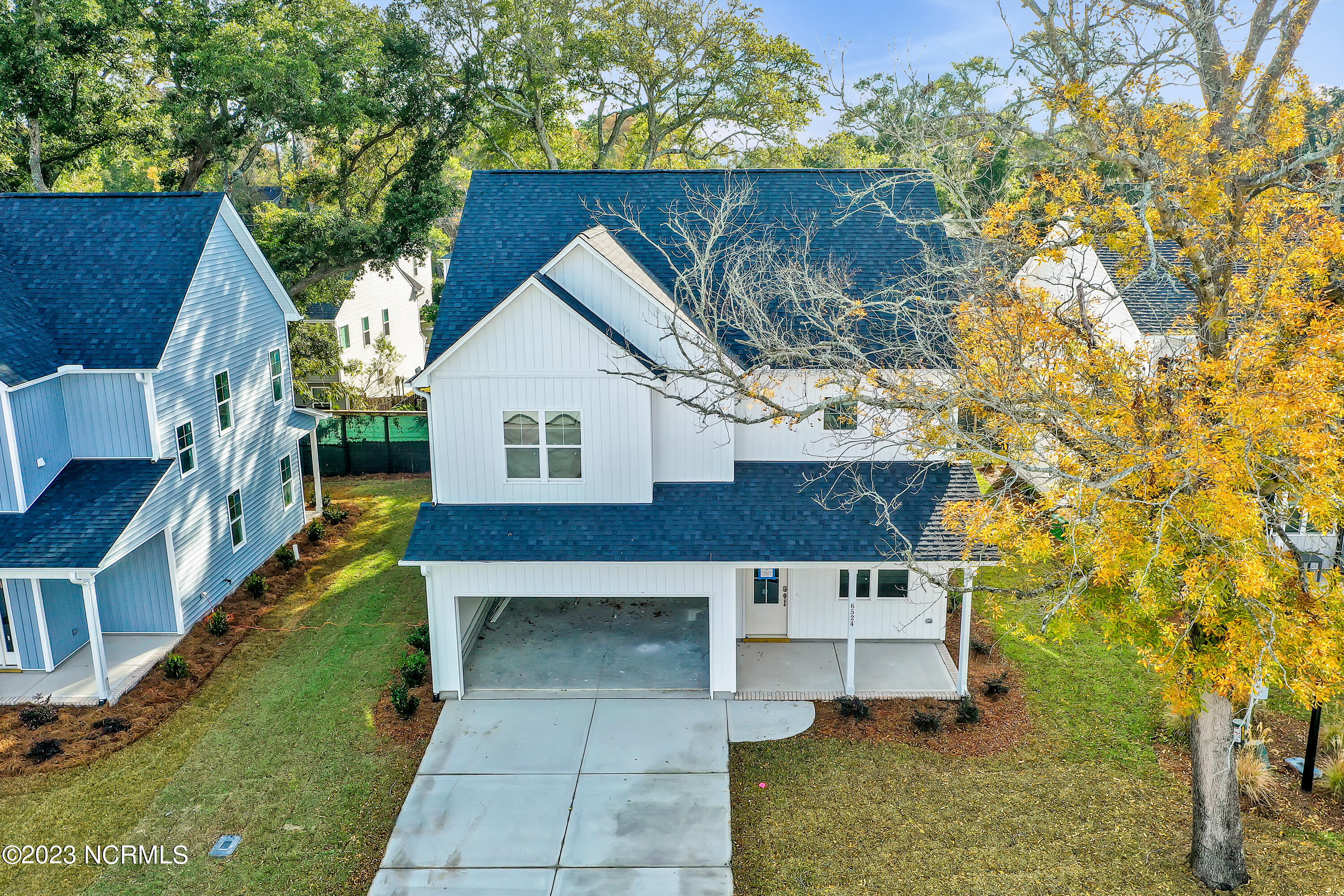 6524 Oak Canopy Drive