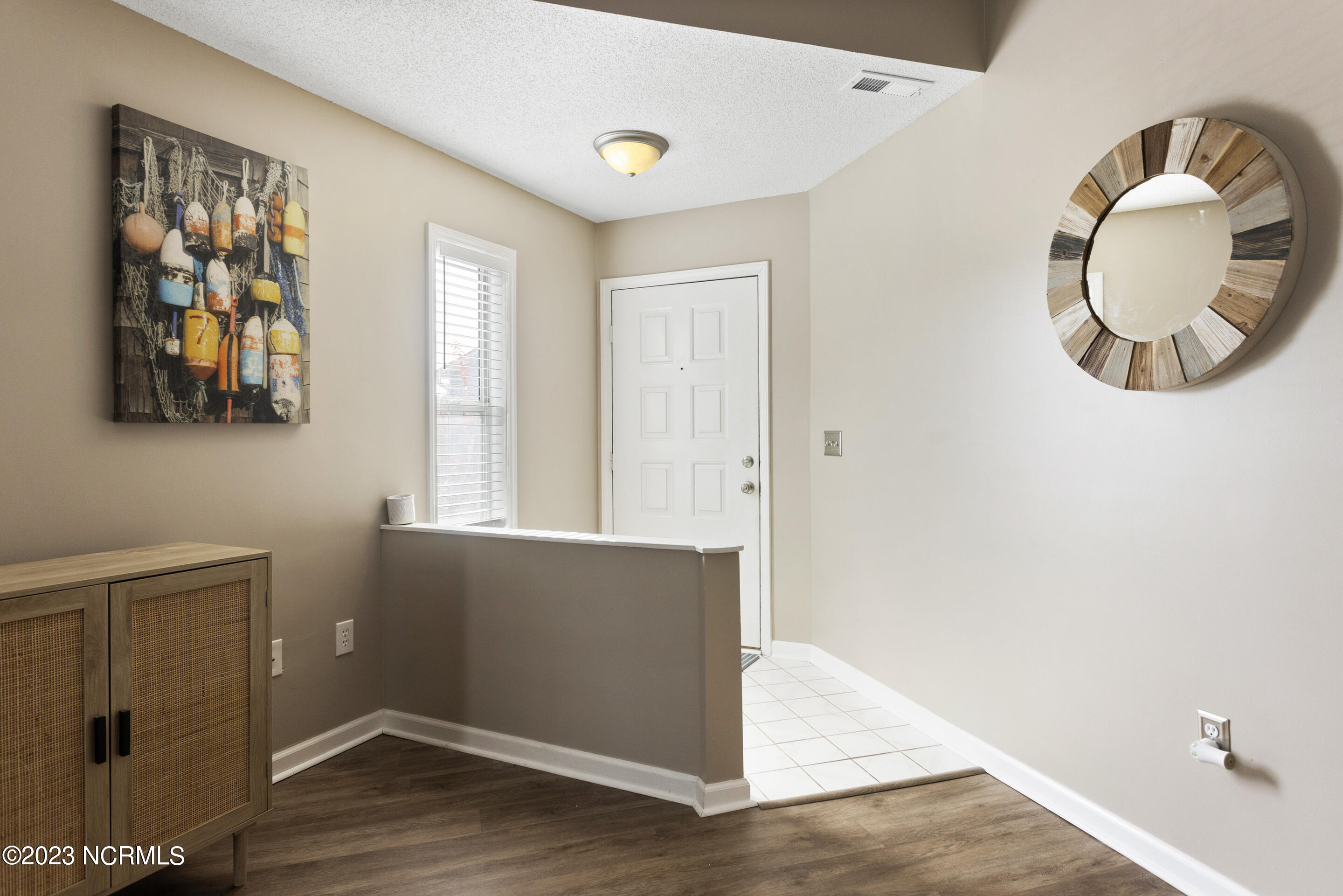 4115 Breezewood Drive, 204