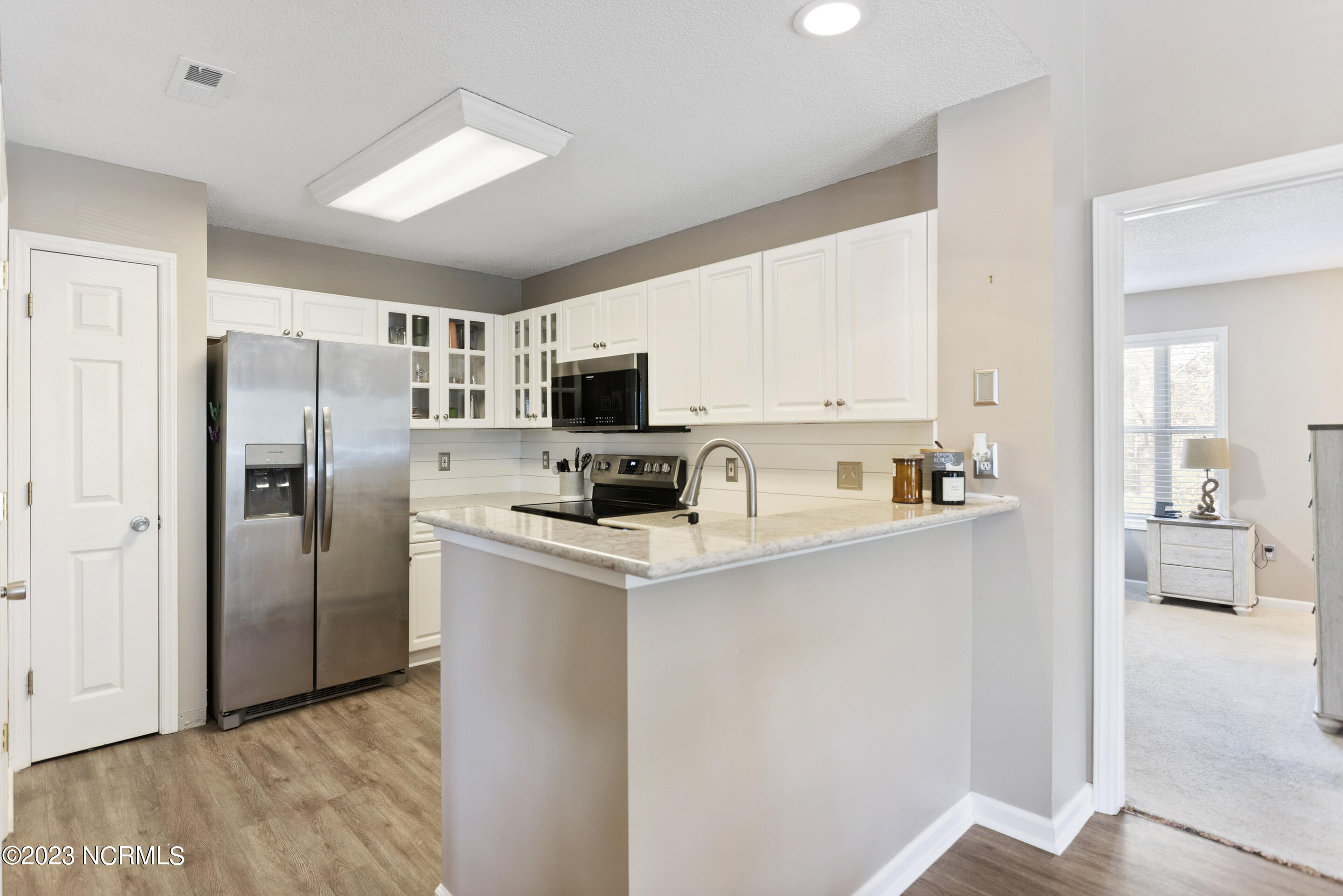 4115 Breezewood Drive, 204