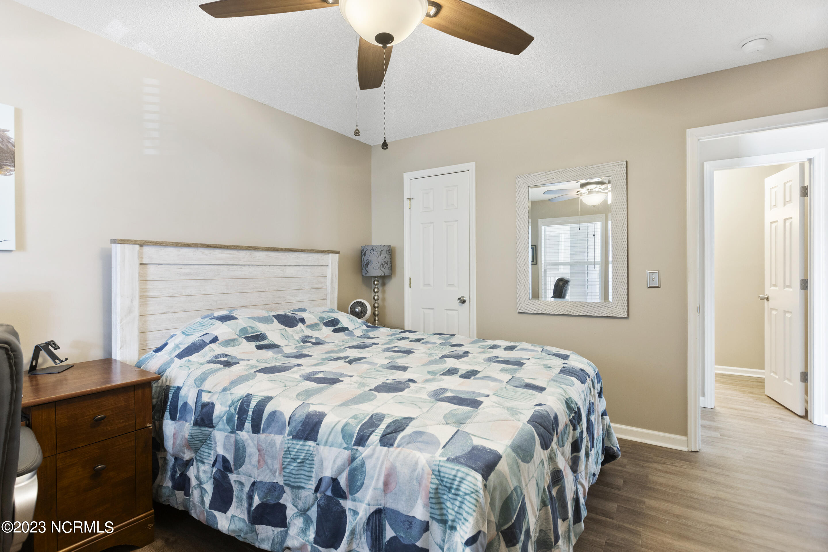 4115 Breezewood Drive, 204