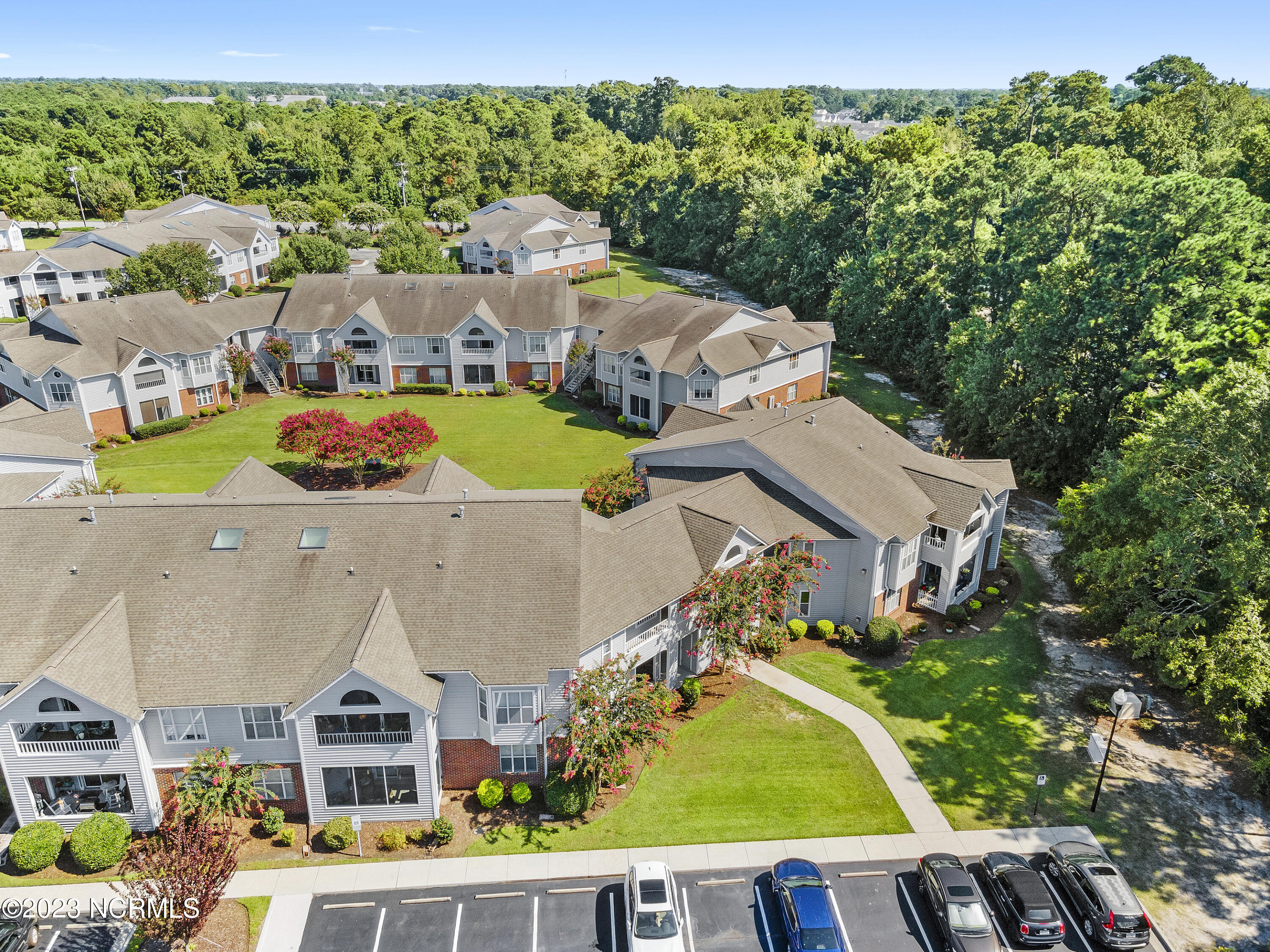 4115 Breezewood Drive, 204