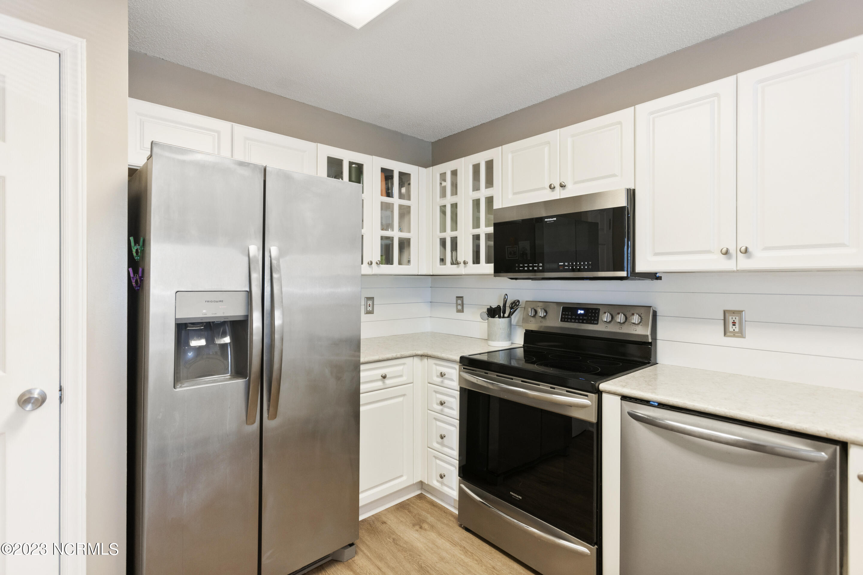 4115 Breezewood Drive, 204