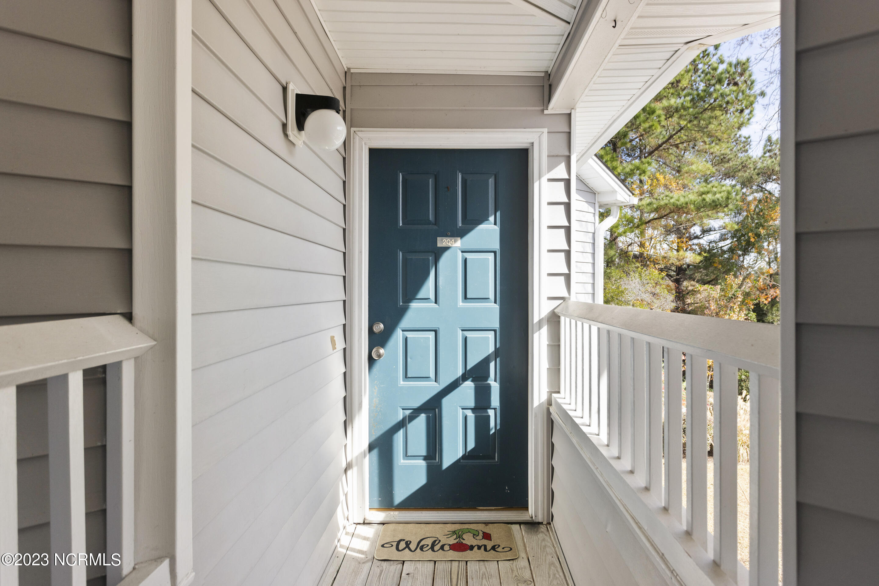 4115 Breezewood Drive, 204