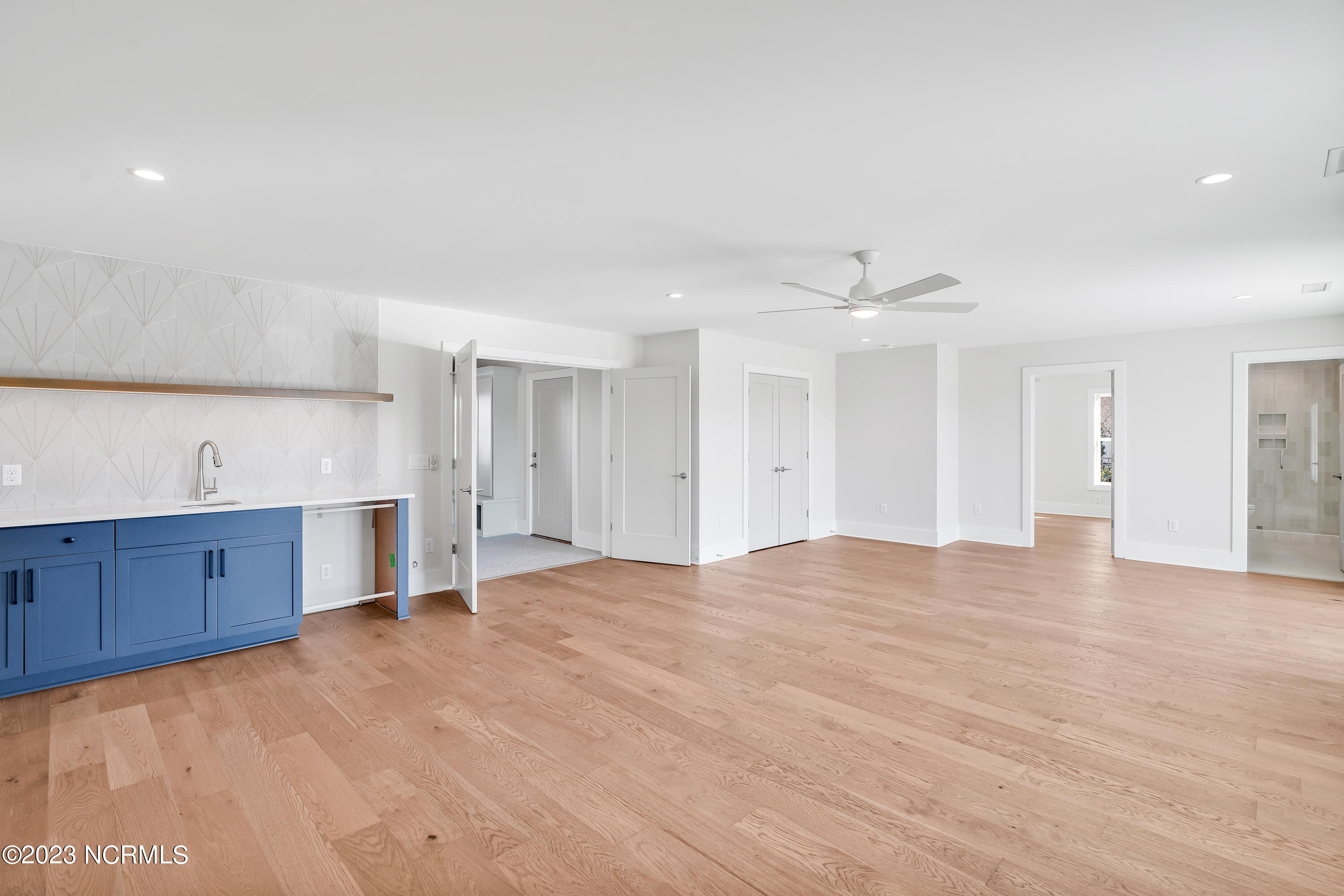 736 Waterstone Drive