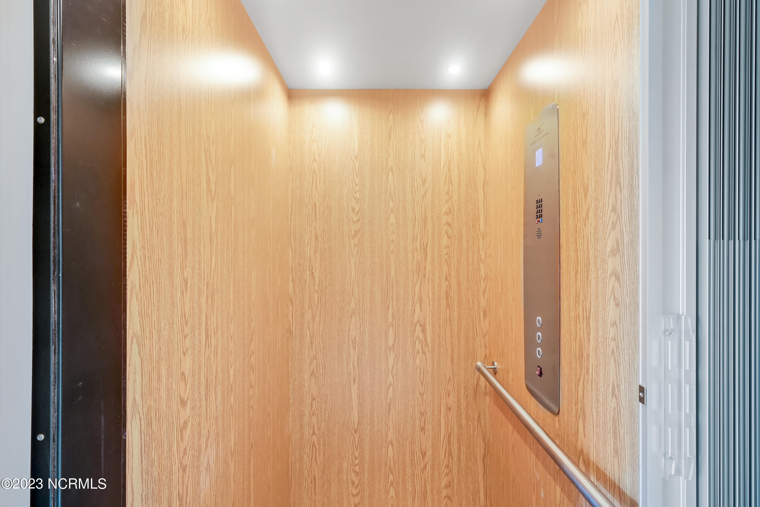 736 Waterstone Drive