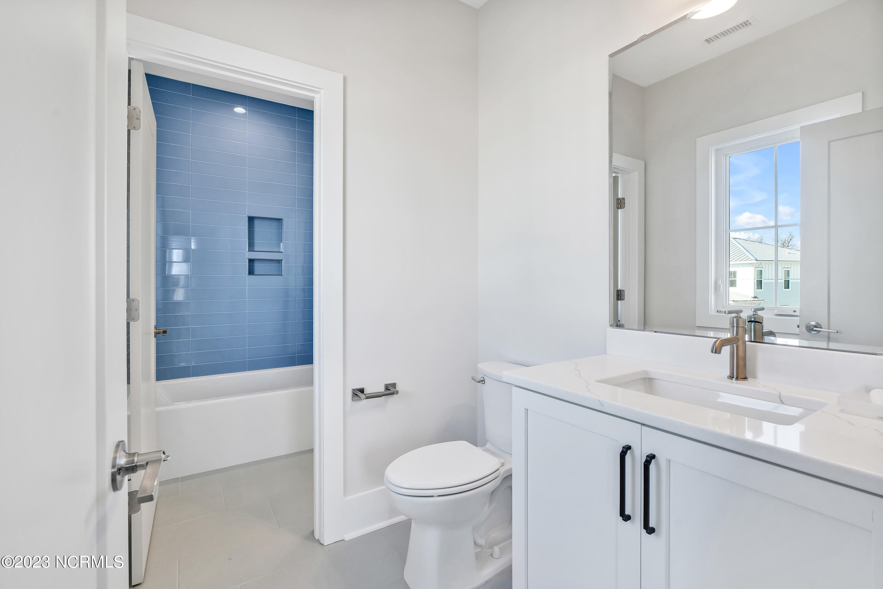 736 Waterstone Drive