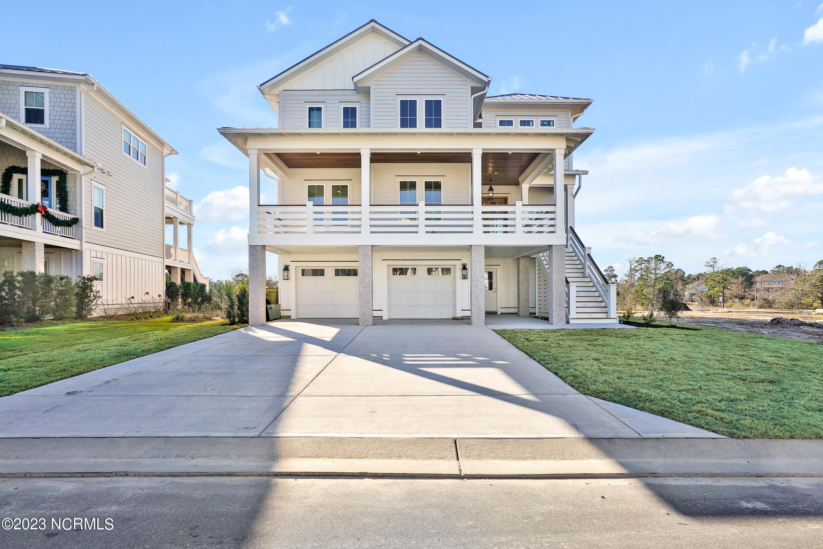 736 Waterstone Drive