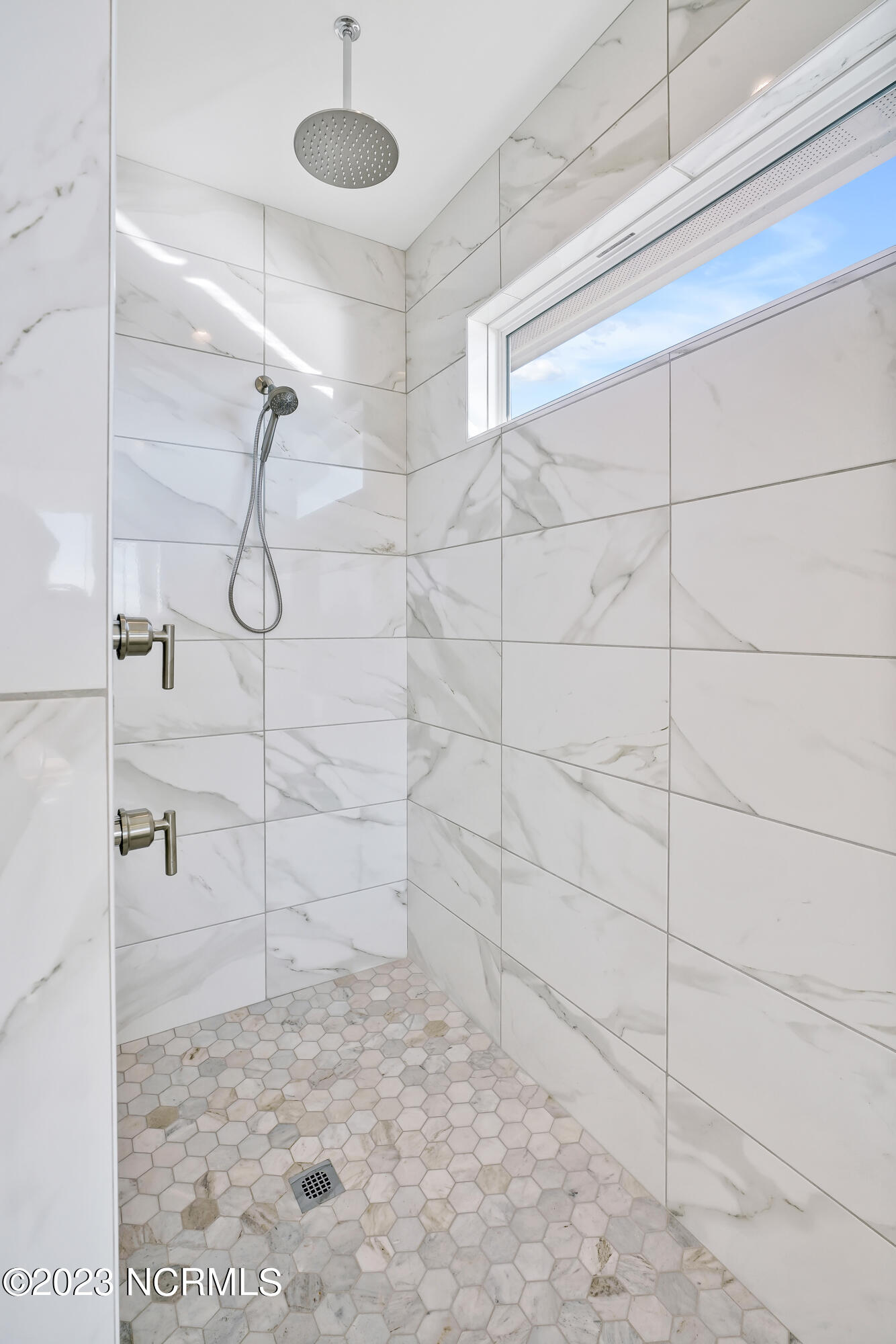 736 Waterstone Drive