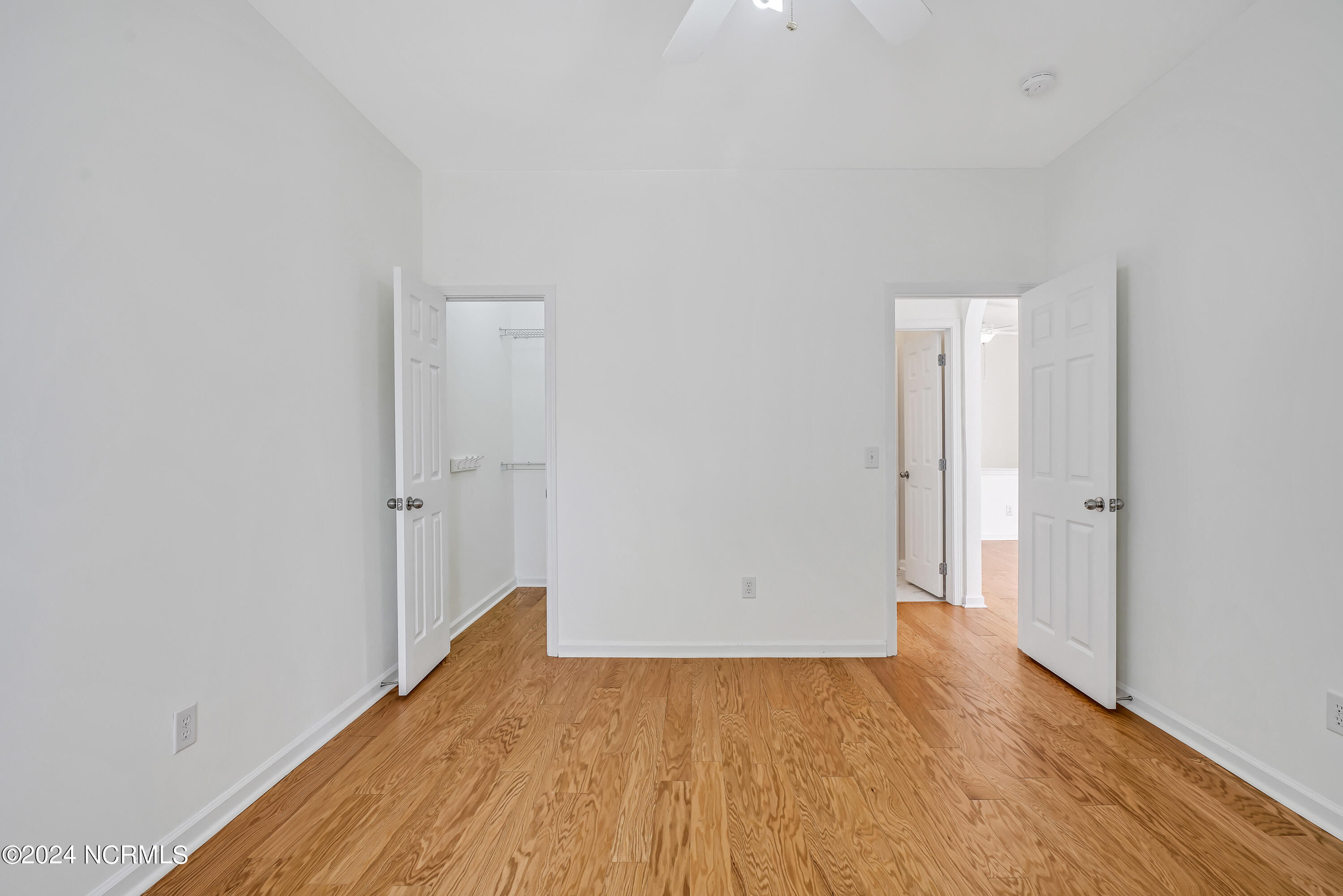 213 Fullford Lane, 204