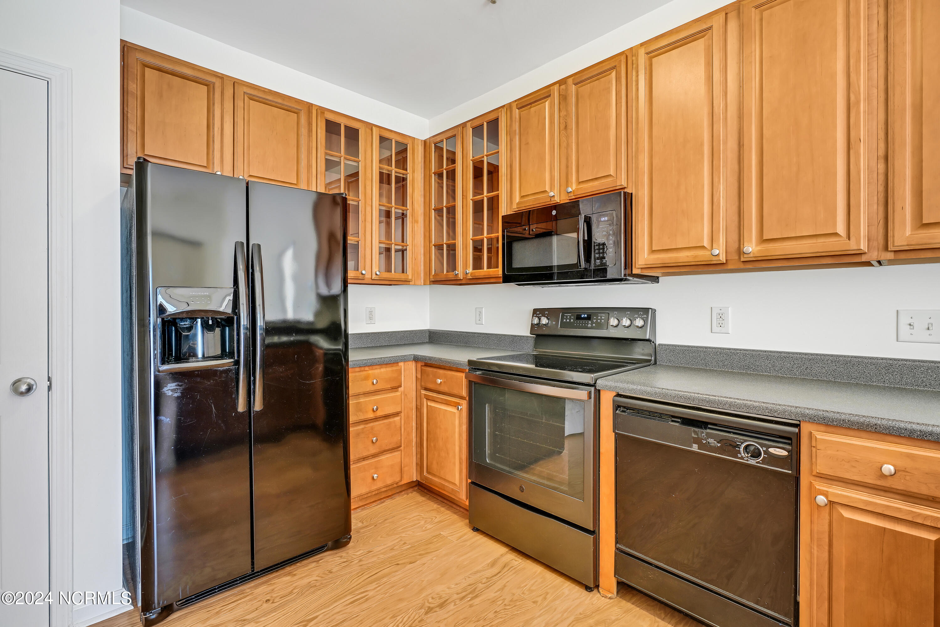 213 Fullford Lane, 204