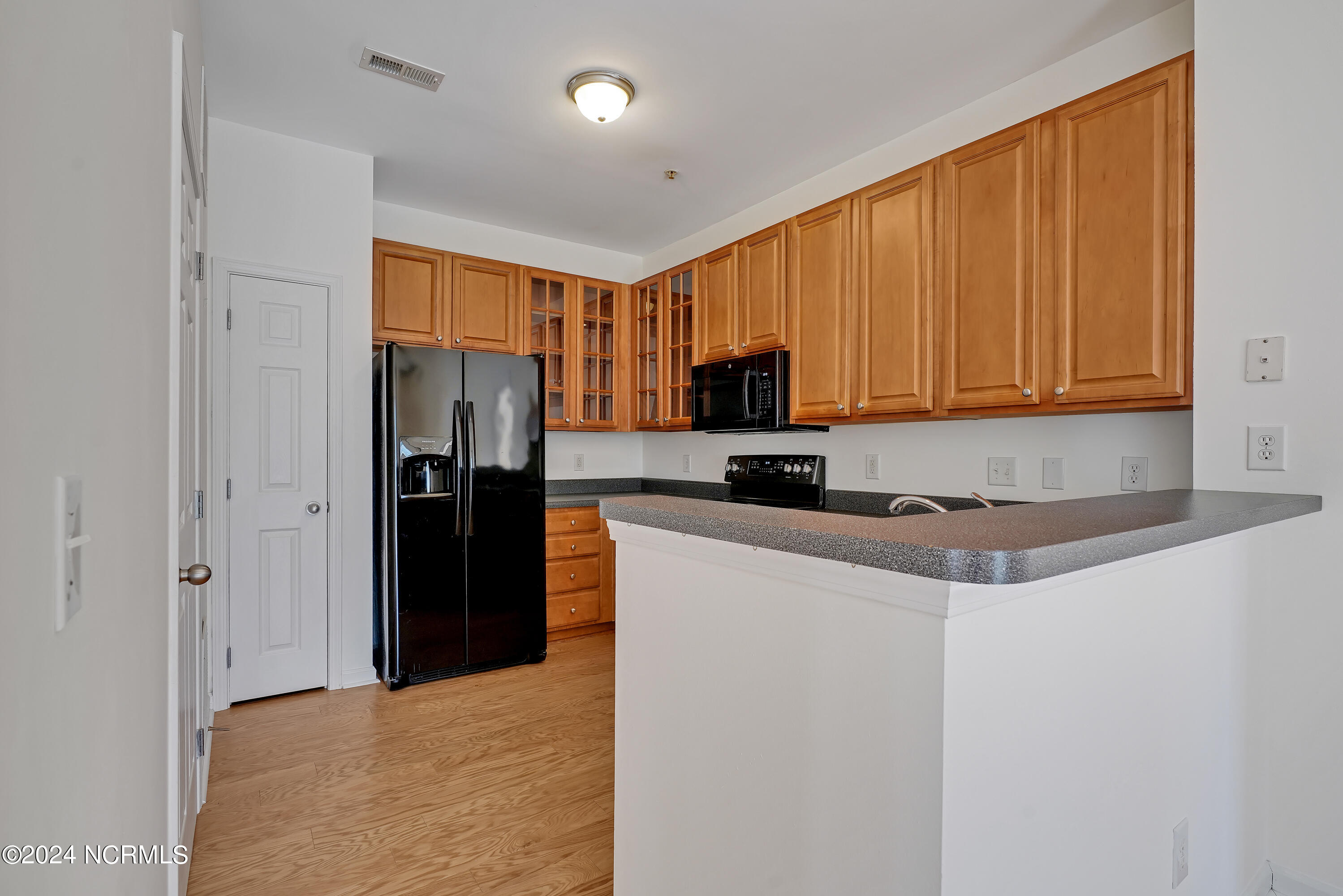 213 Fullford Lane, 204