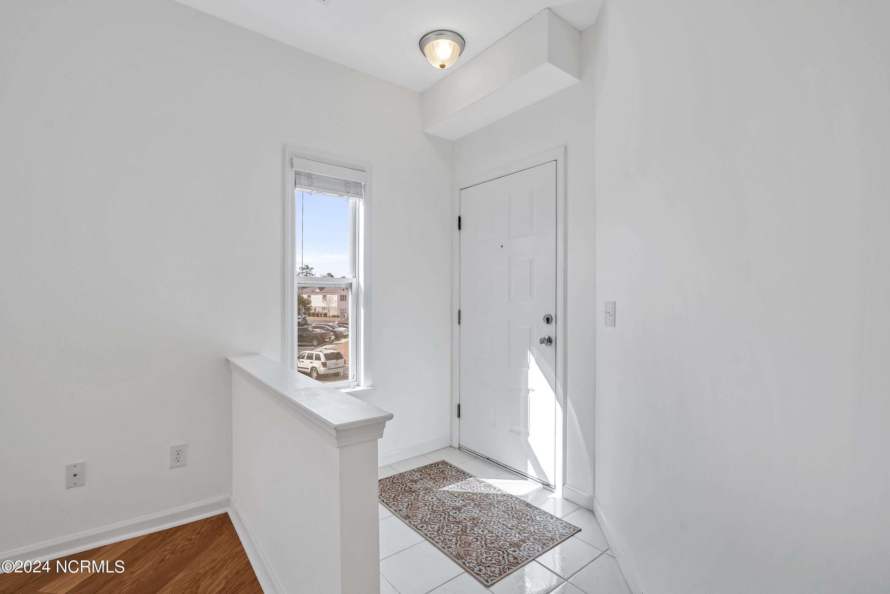 213 Fullford Lane, 204