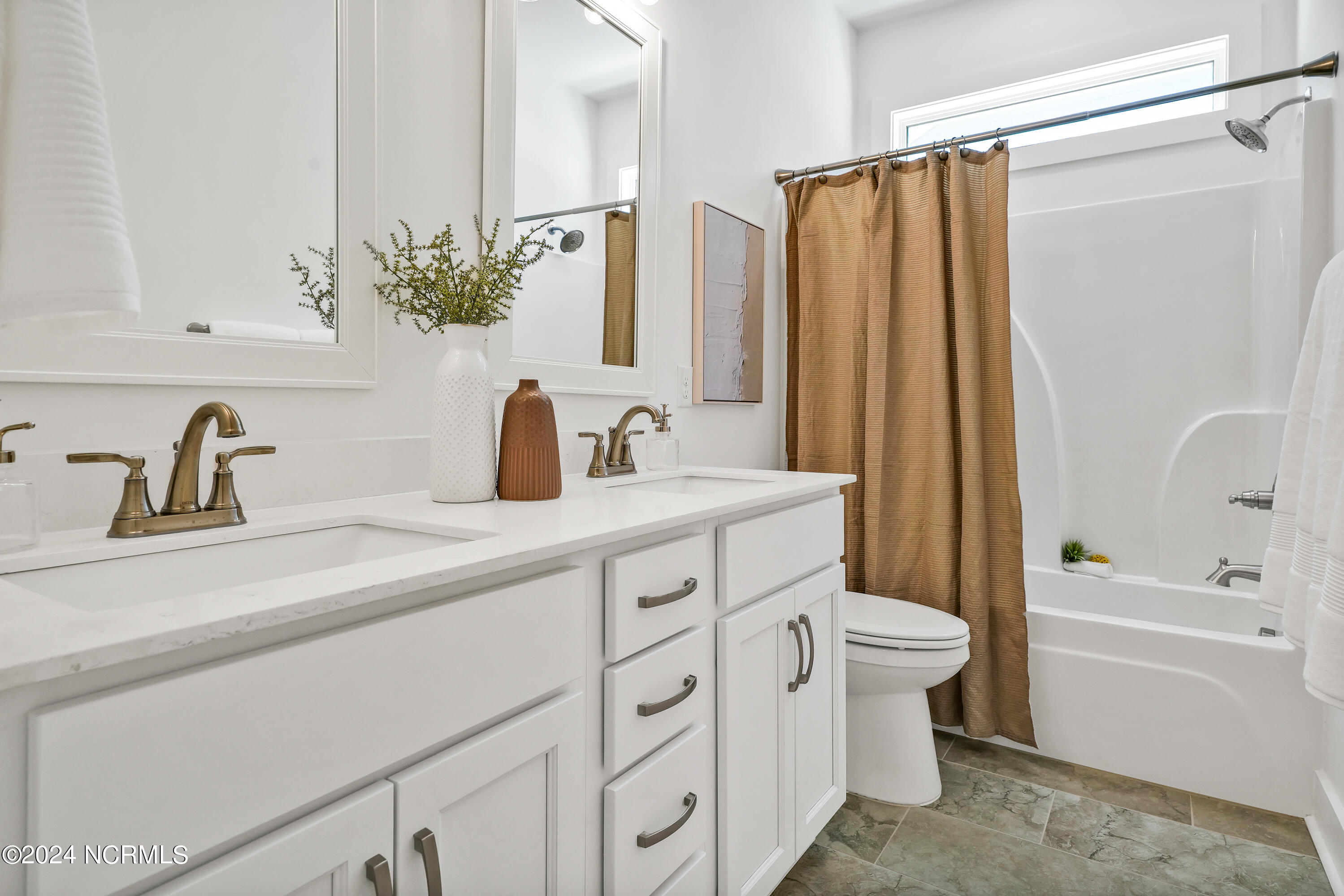 2079 Greenside Manor Drive