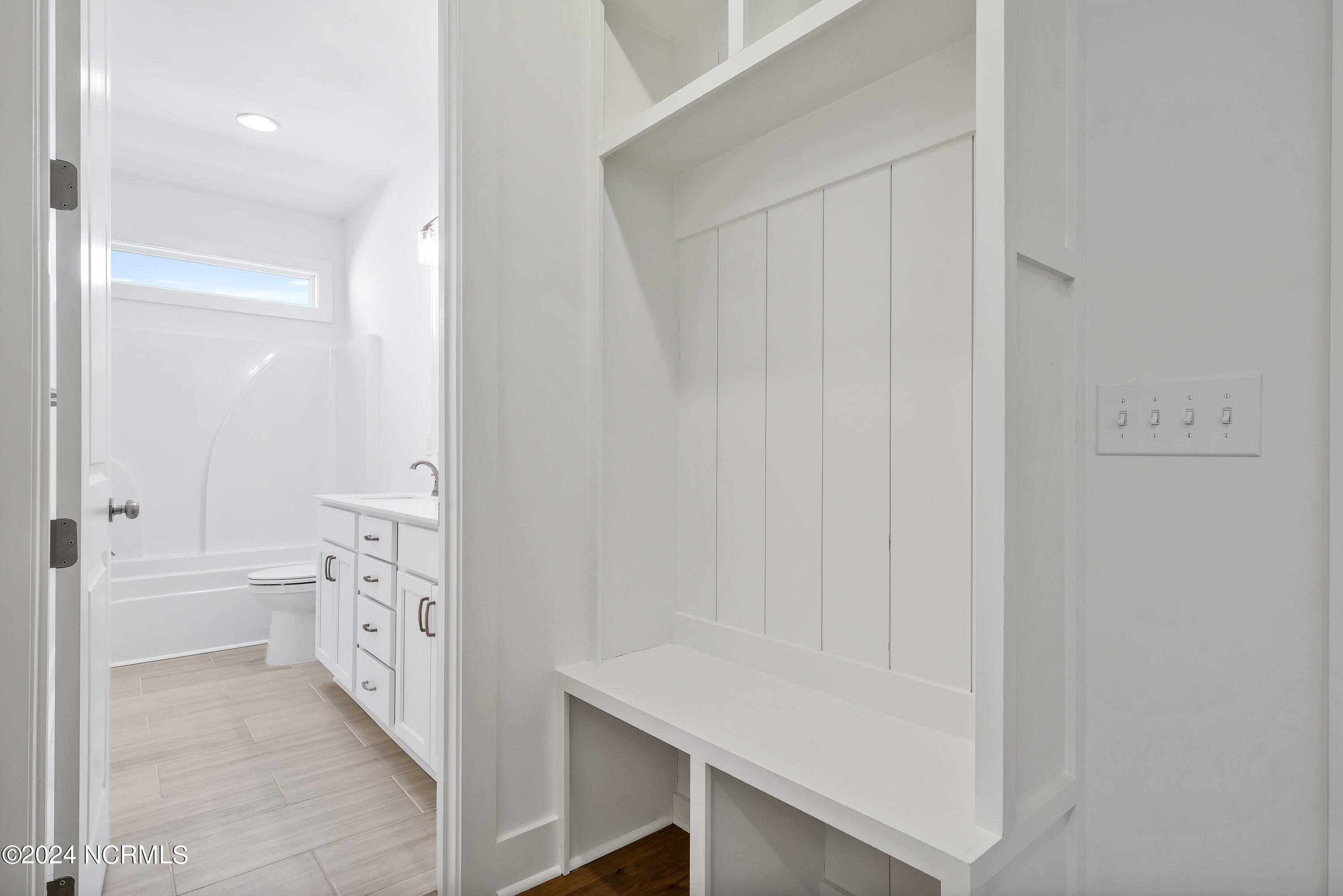 2075 Greenside Manor Drive