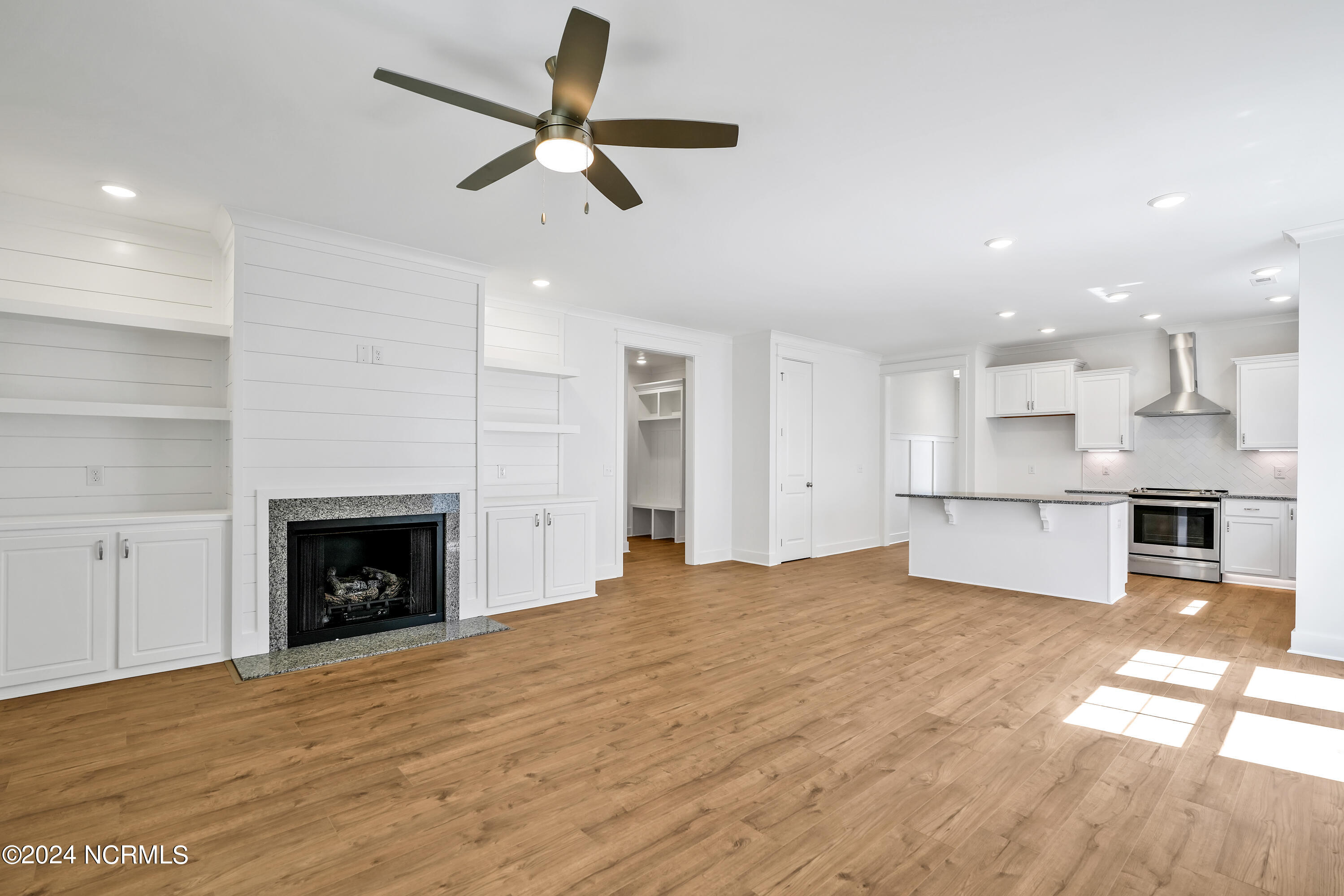 2075 Greenside Manor Drive