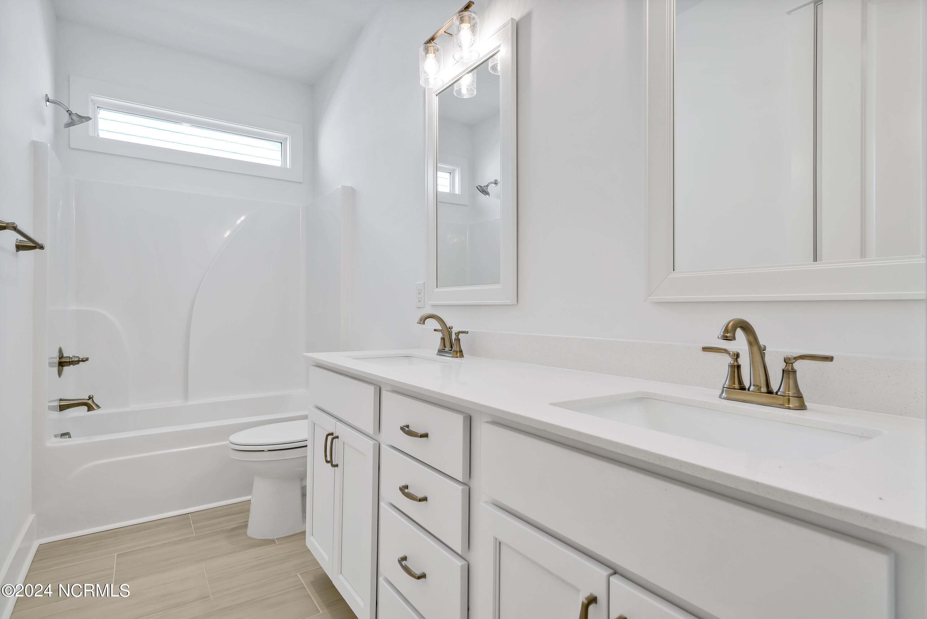 2075 Greenside Manor Drive