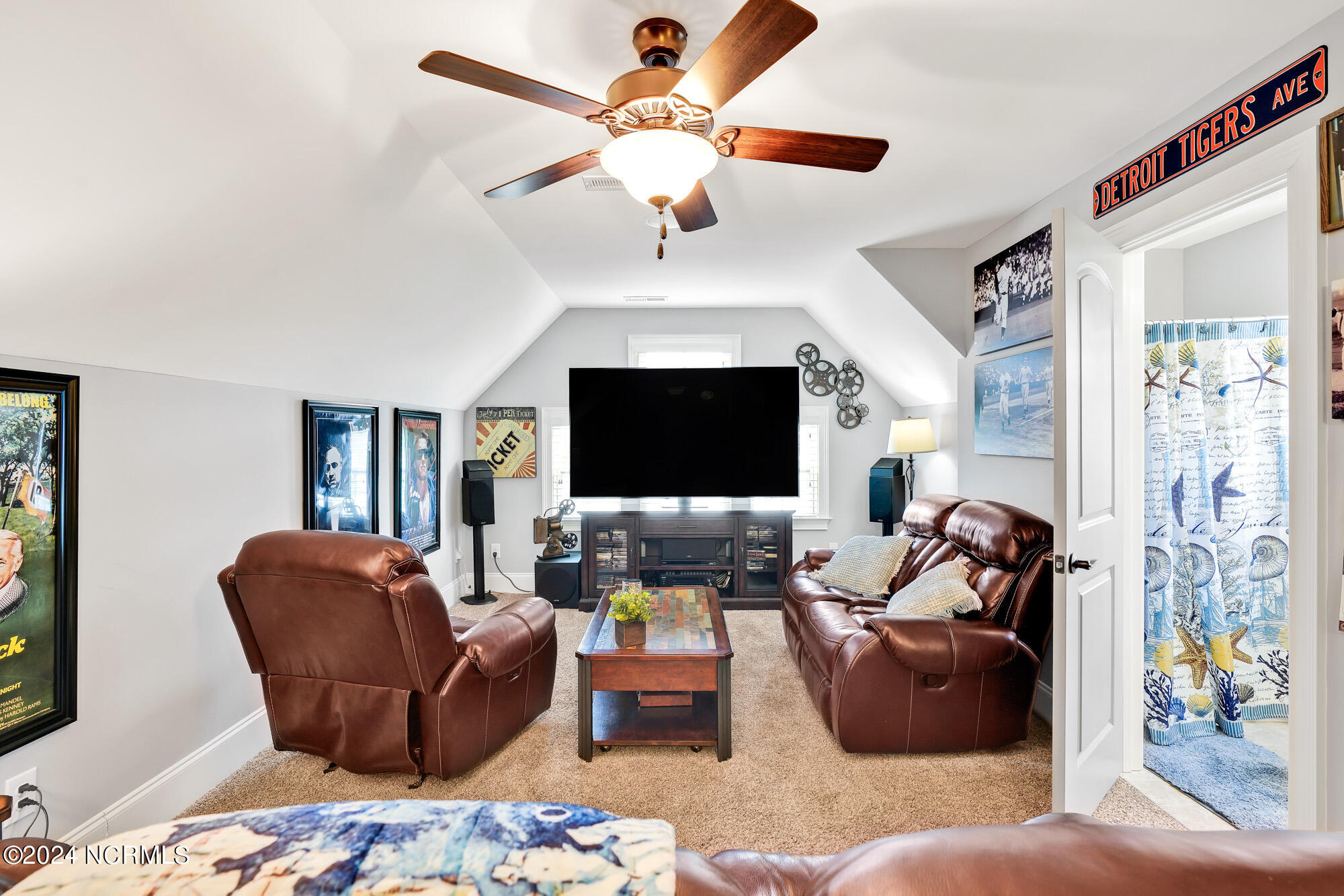 8565 Shady Ridge Court NE