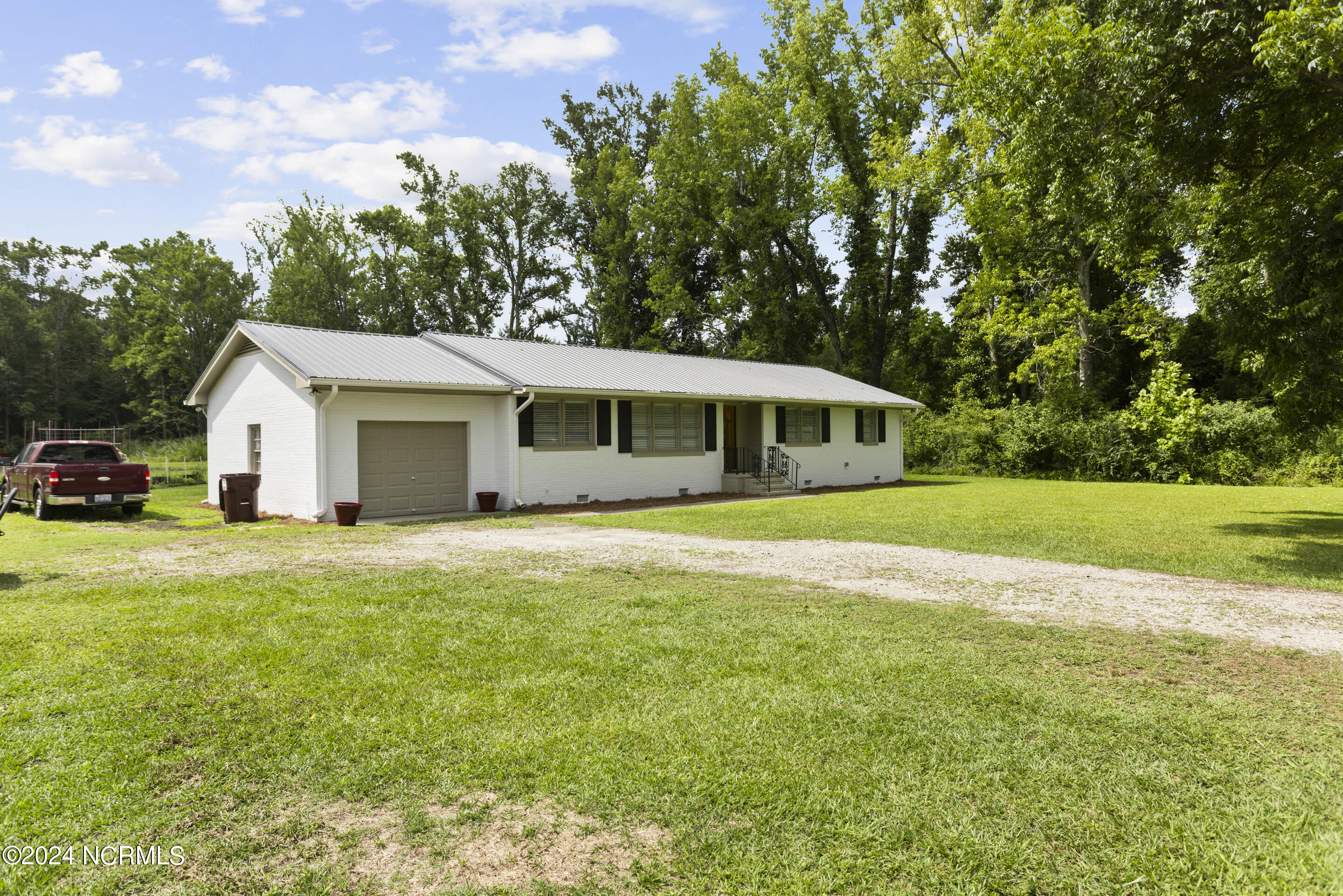 4222 Castle Hayne Road