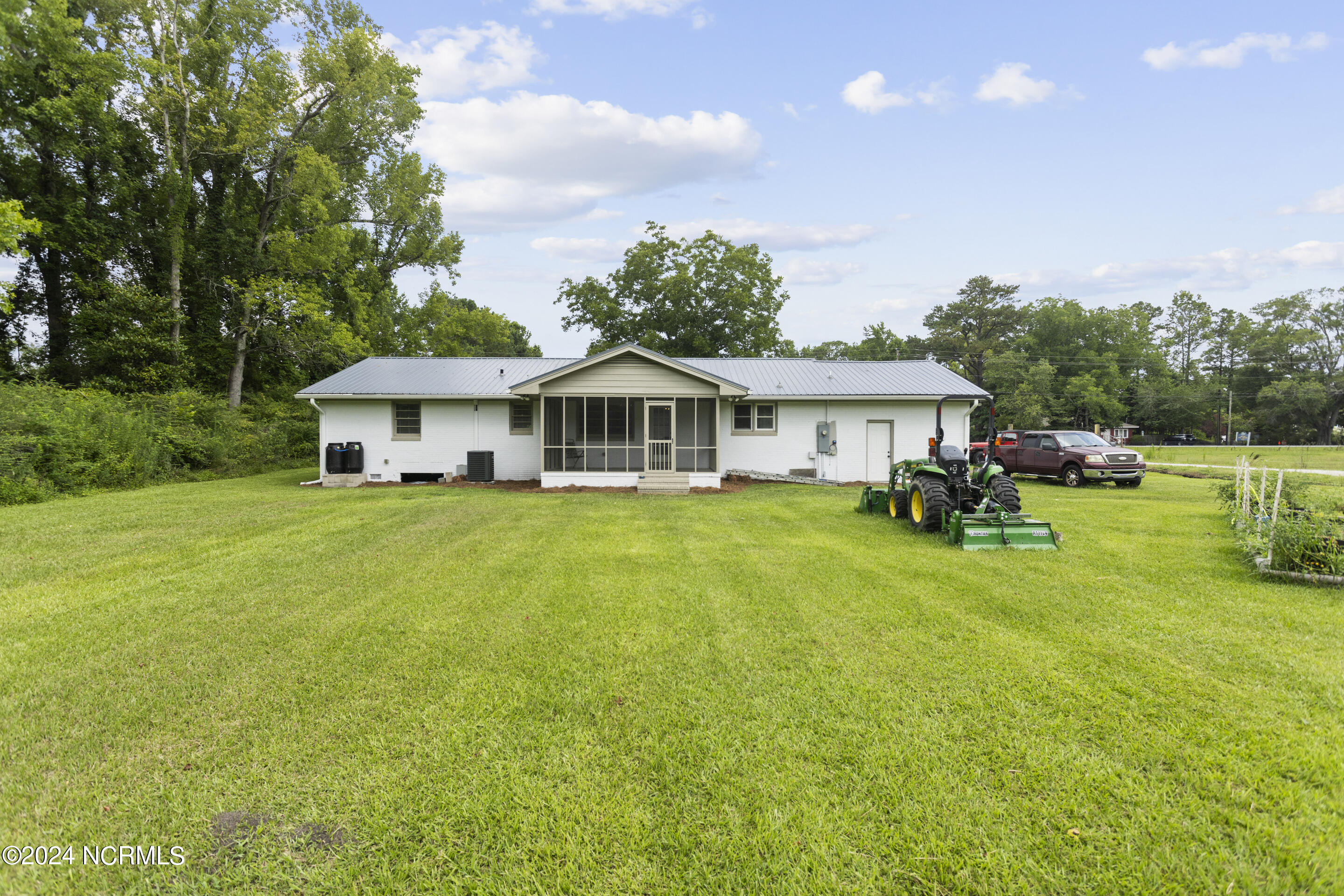 4222 Castle Hayne Road