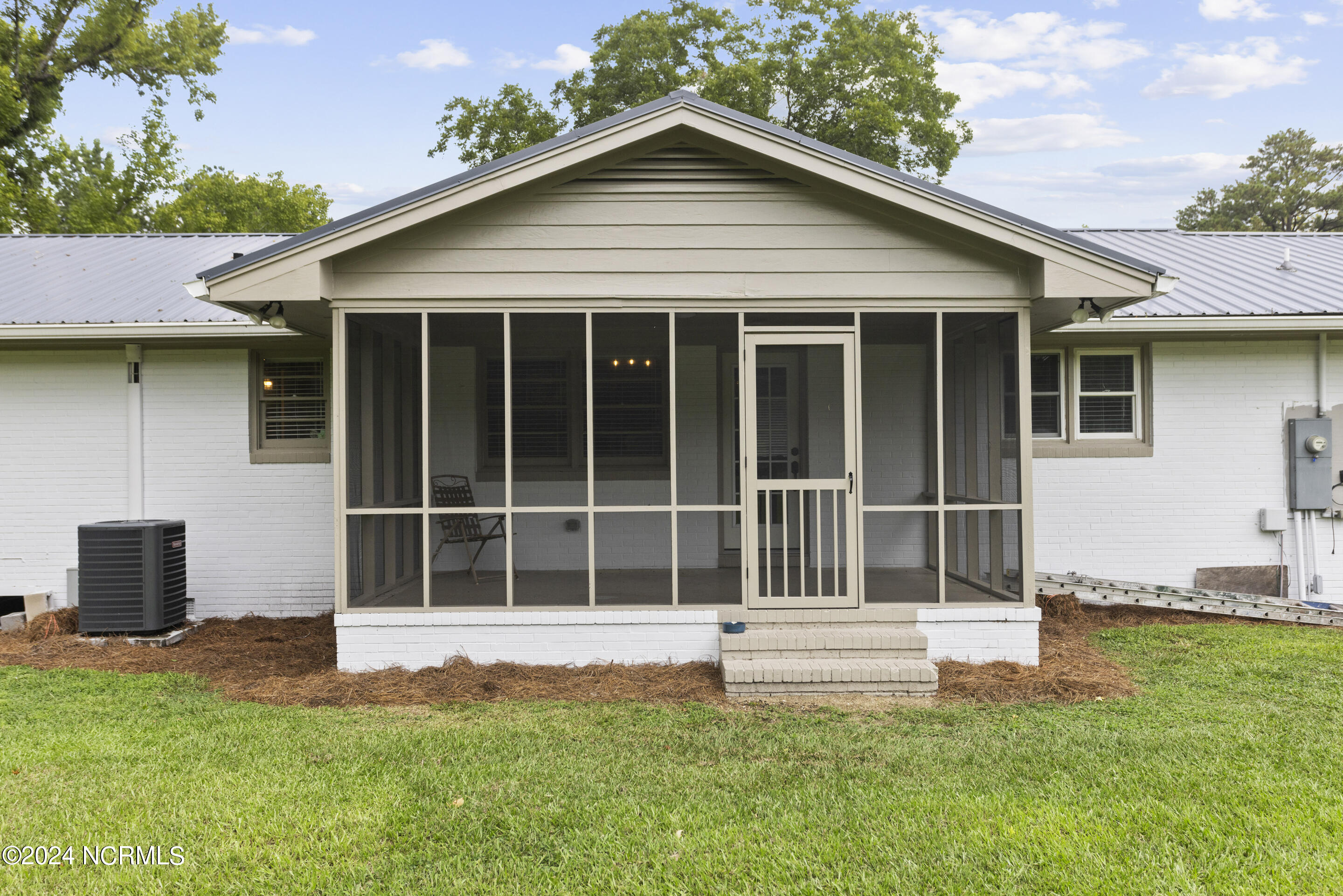 4222 Castle Hayne Road