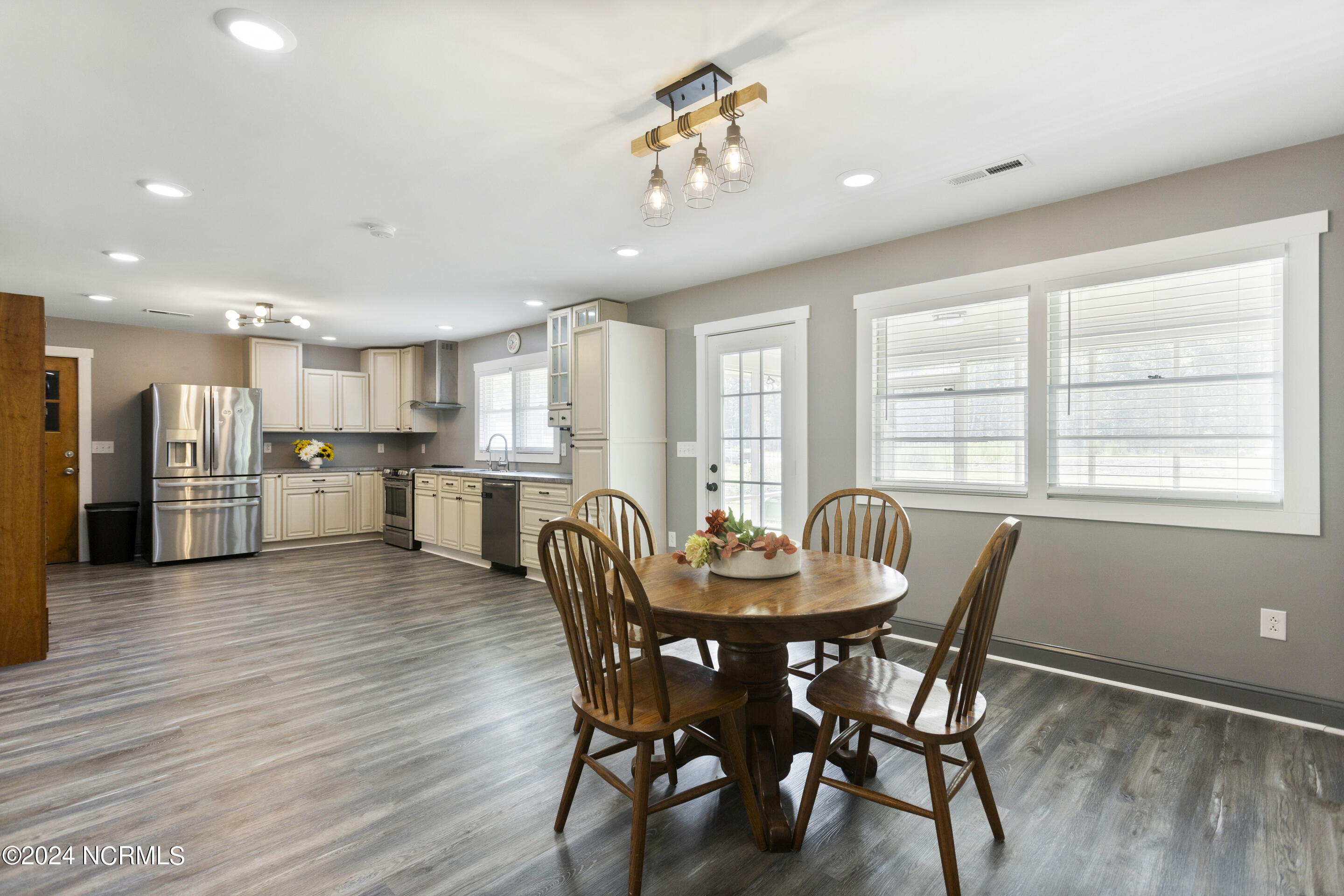 4222 Castle Hayne Road