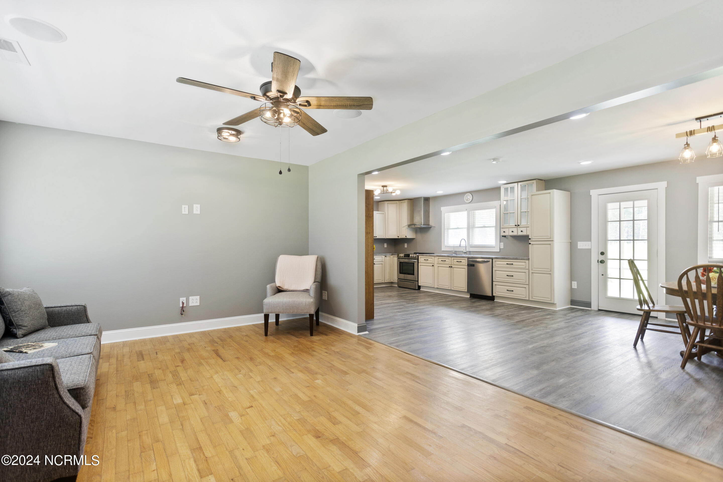 4222 Castle Hayne Road
