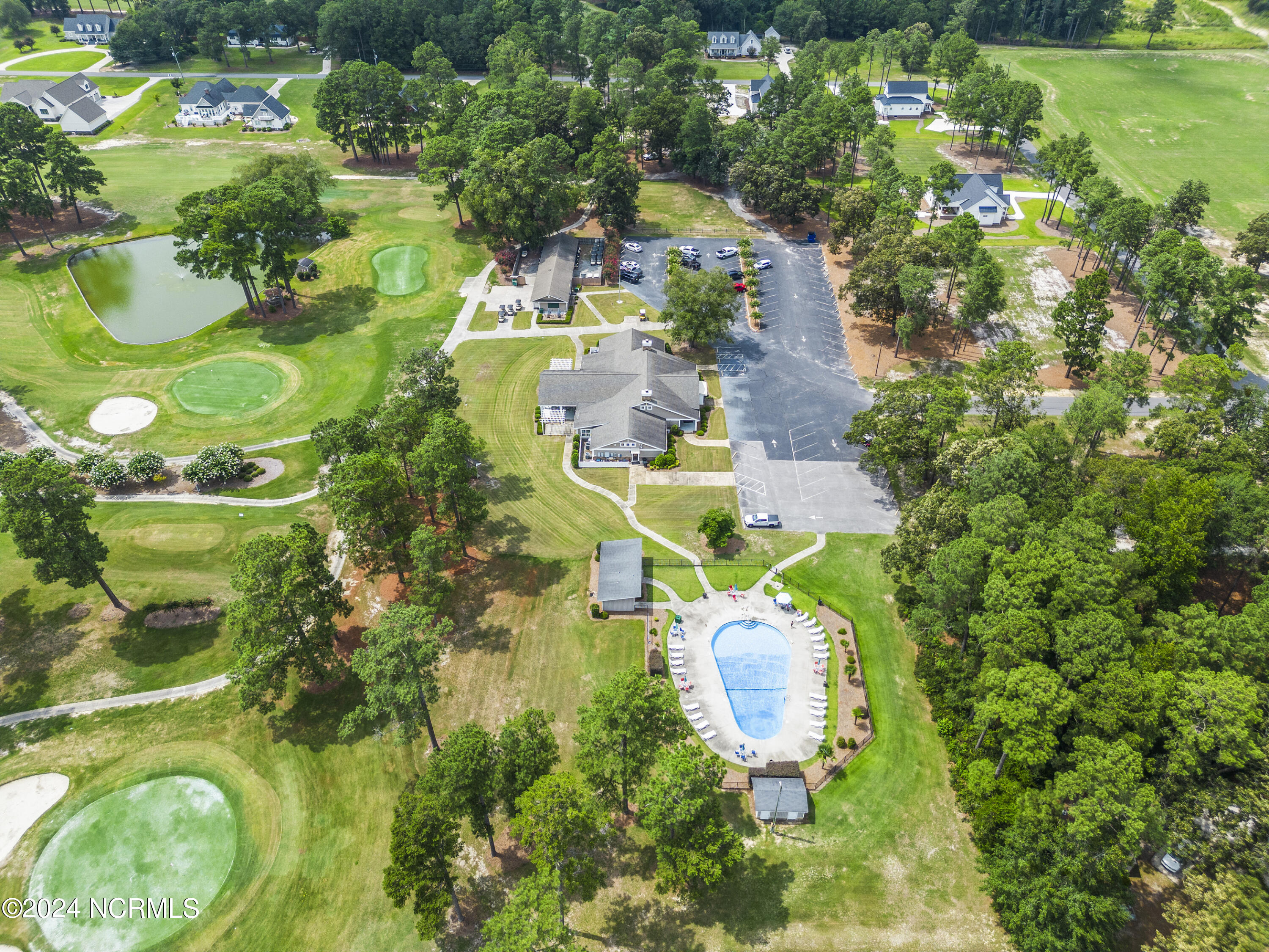 135 N Country Club Drive