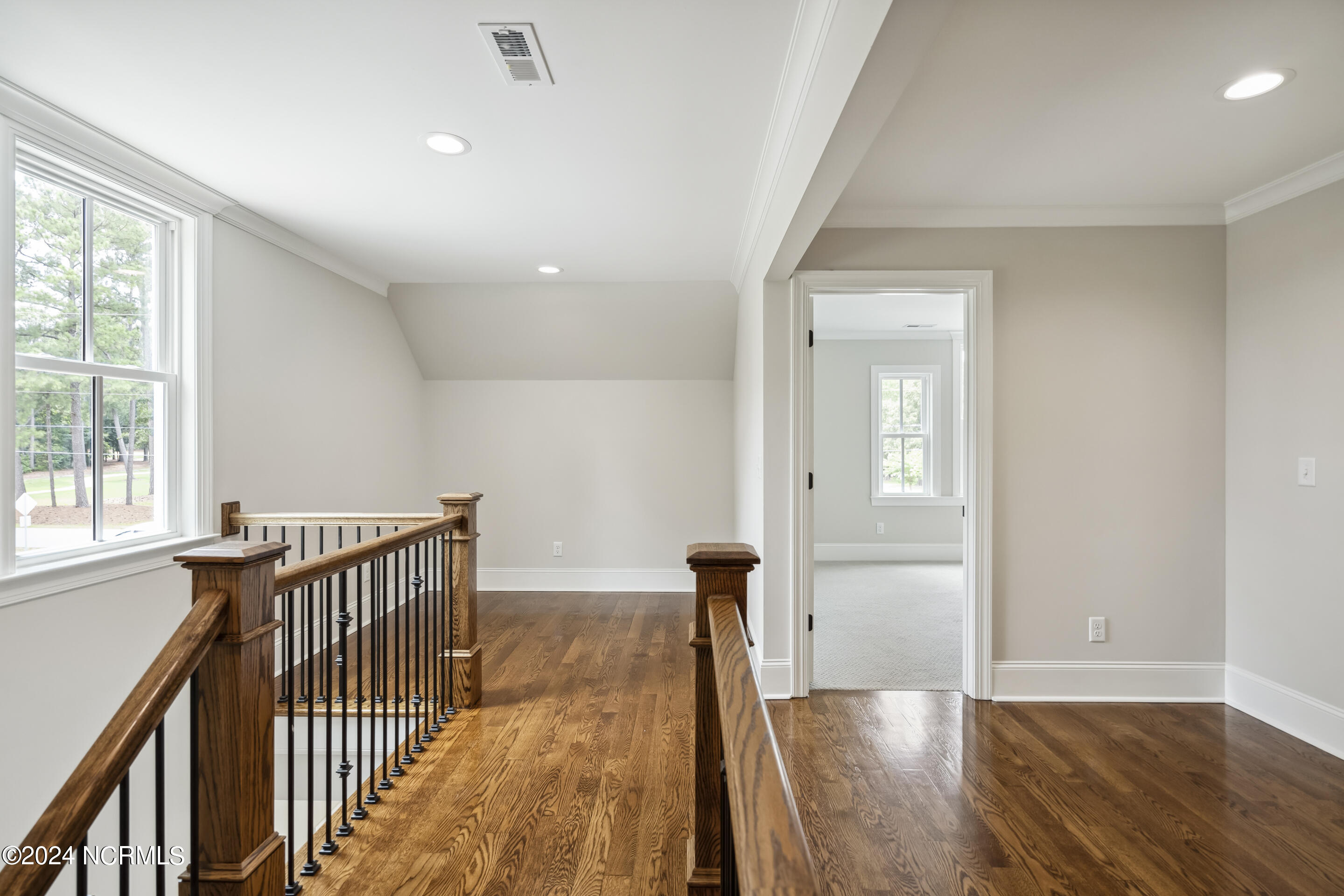 135 N Country Club Drive