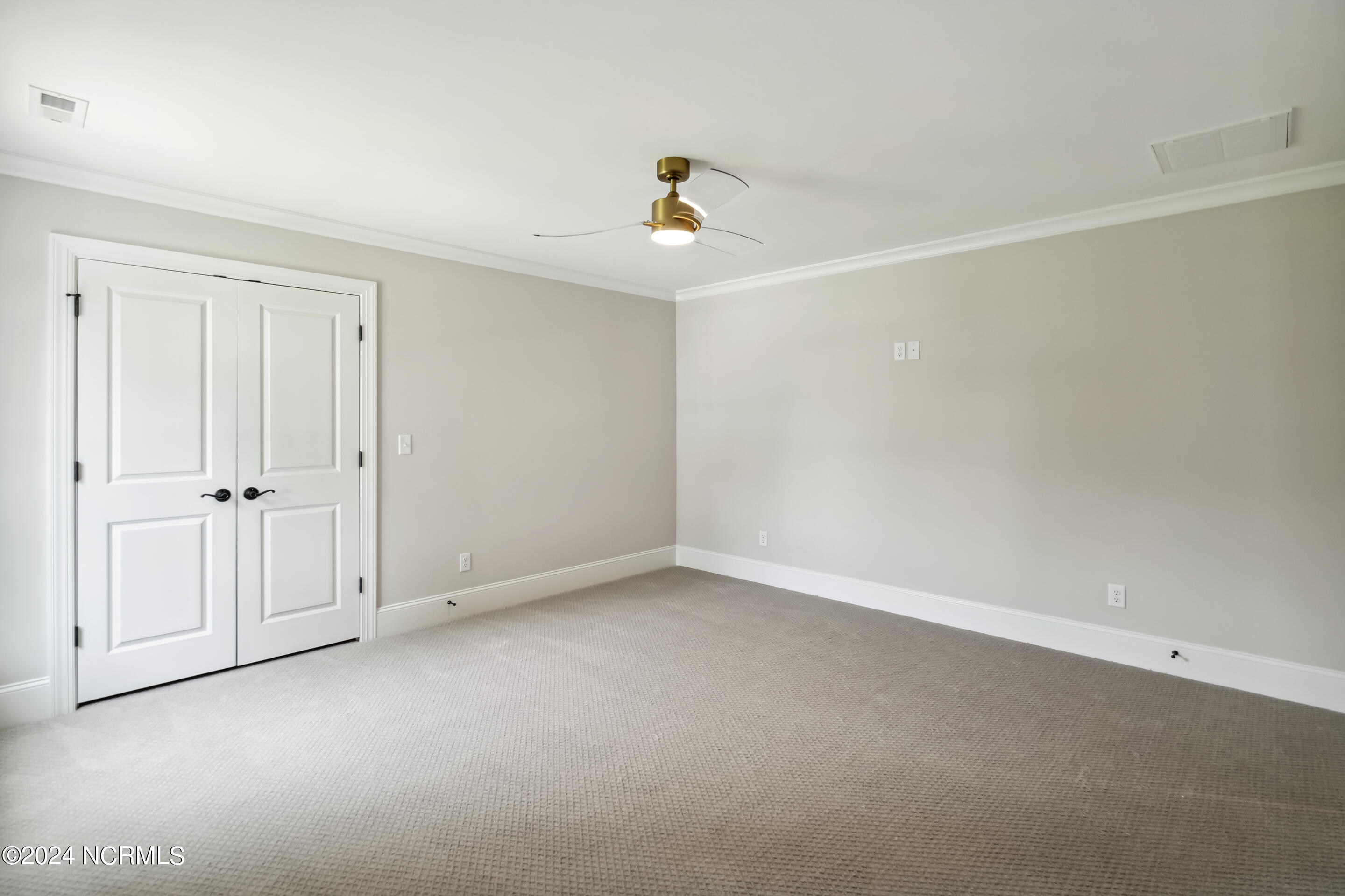 135 N Country Club Drive