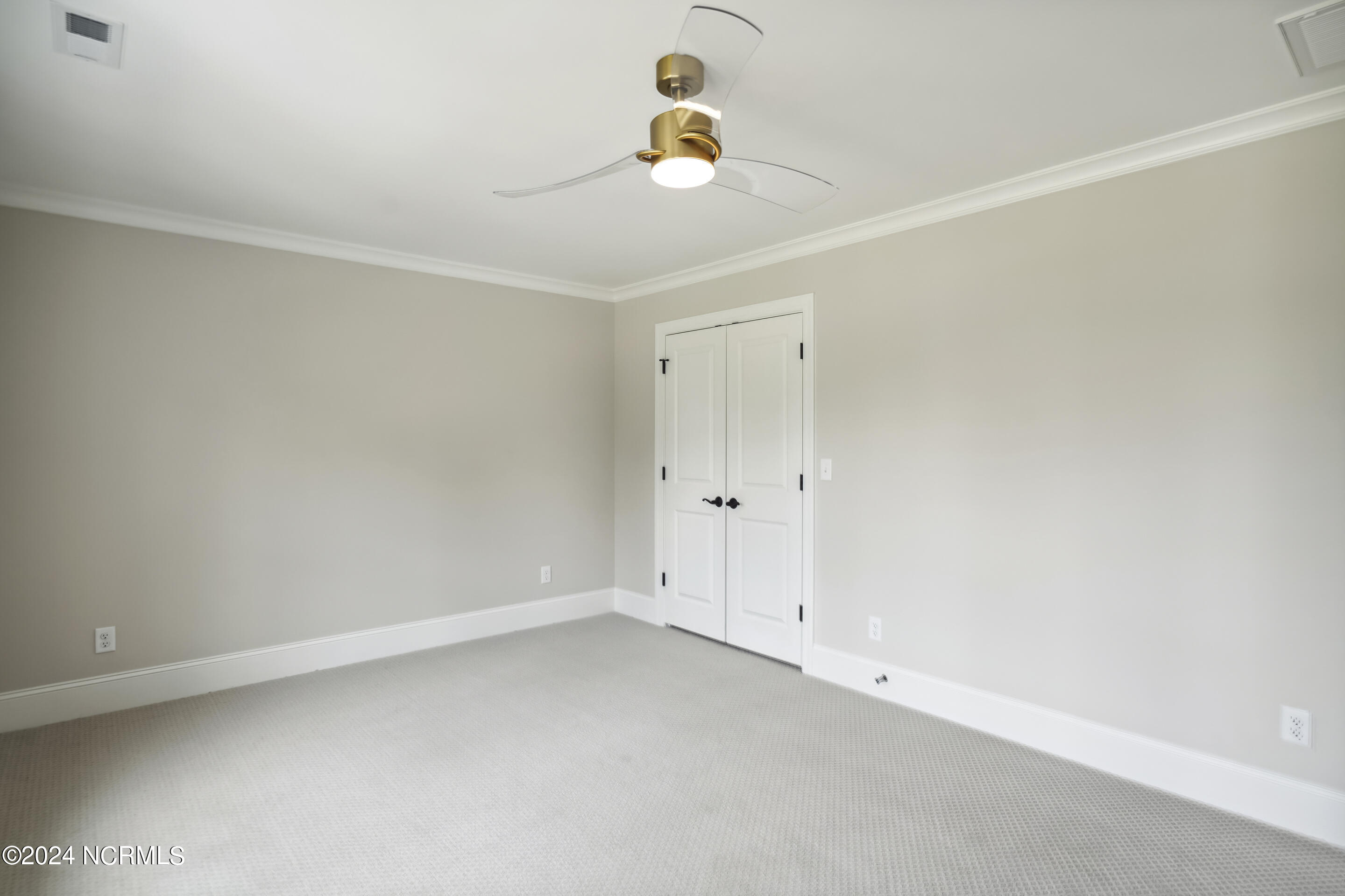 135 N Country Club Drive