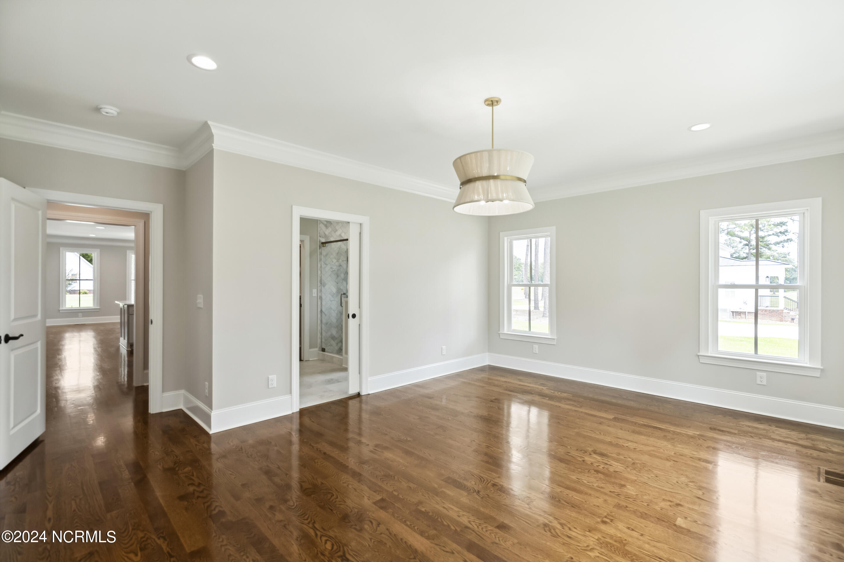 135 N Country Club Drive