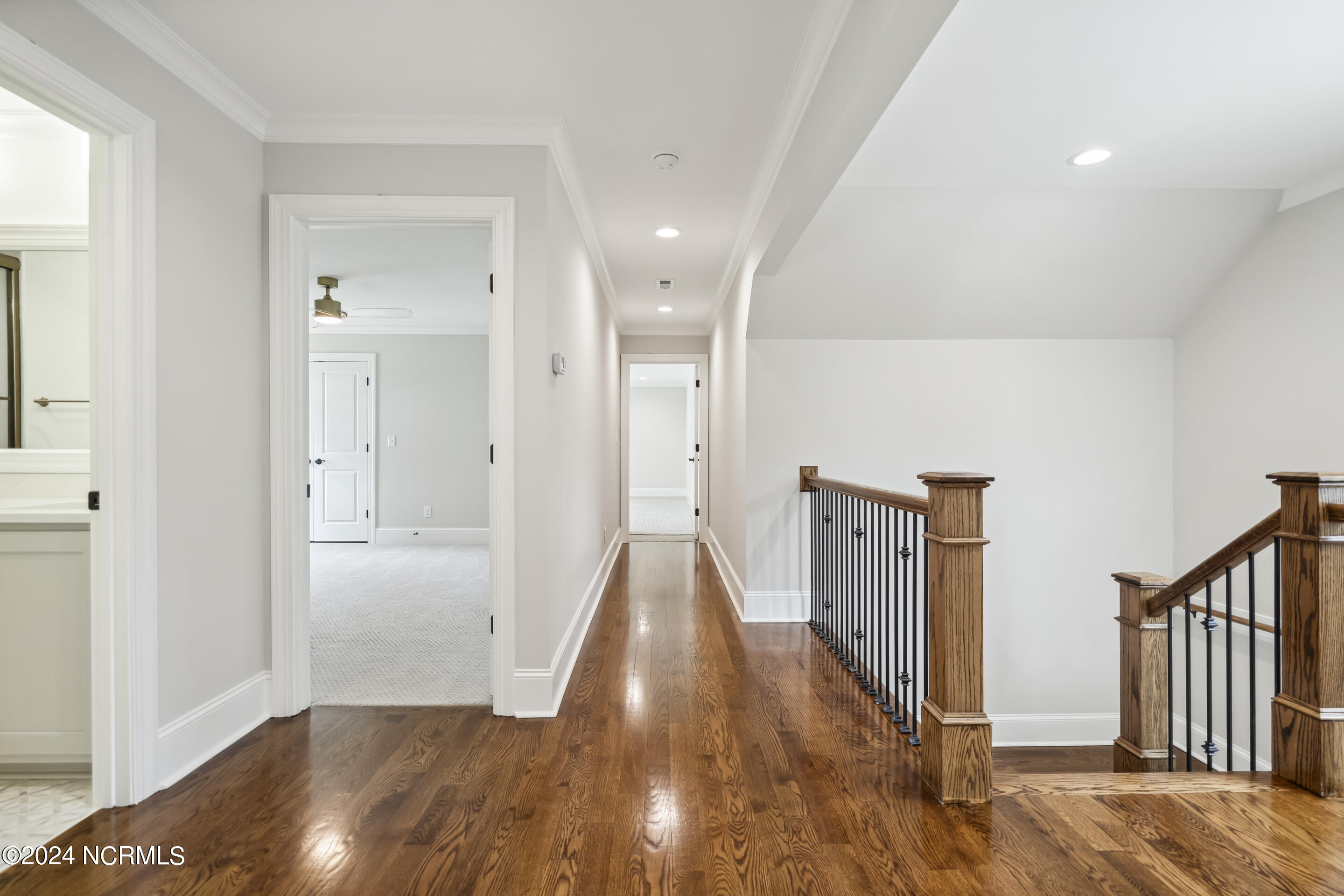 135 N Country Club Drive