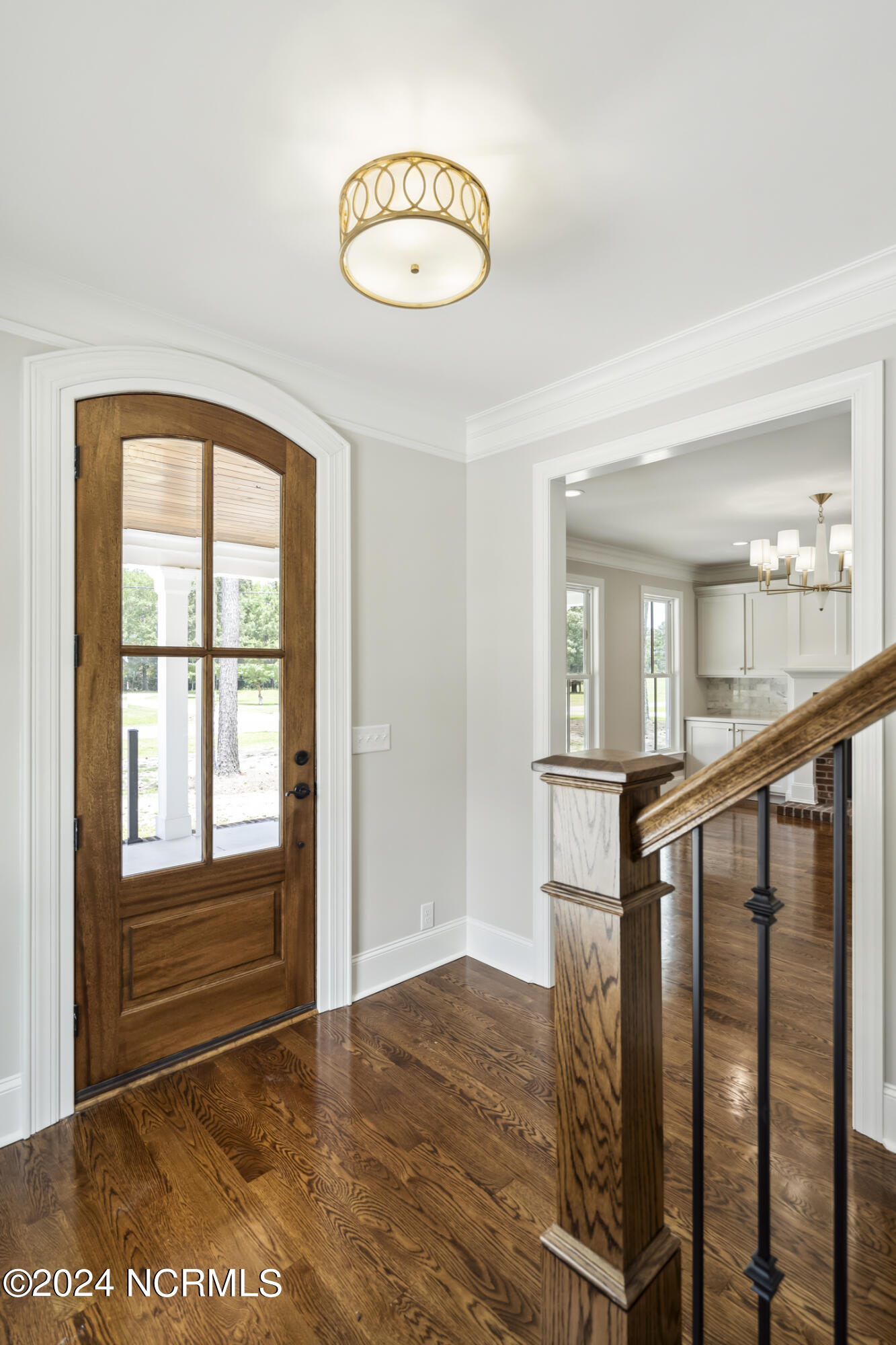 135 N Country Club Drive