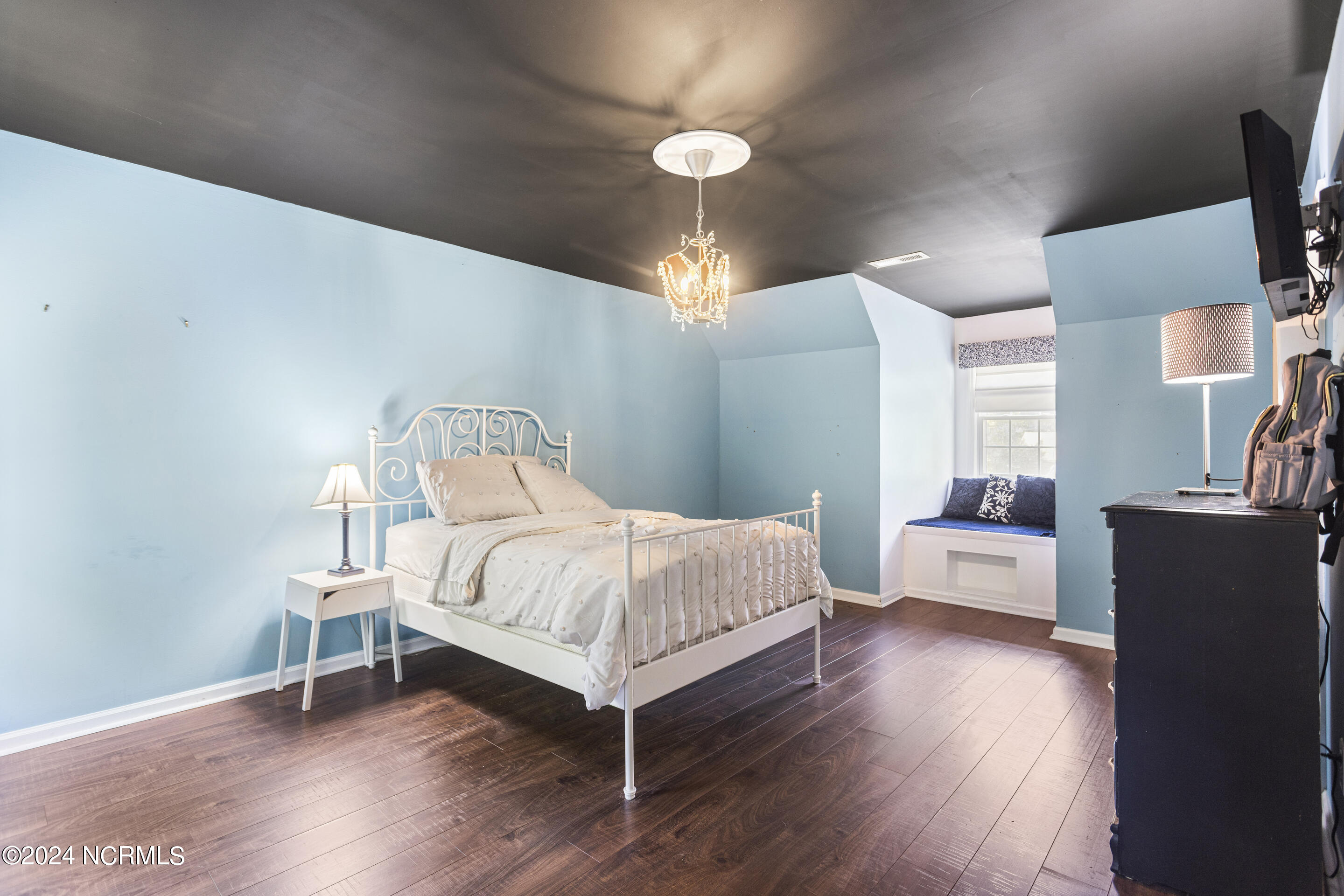 5213 Shadow Branch Lane