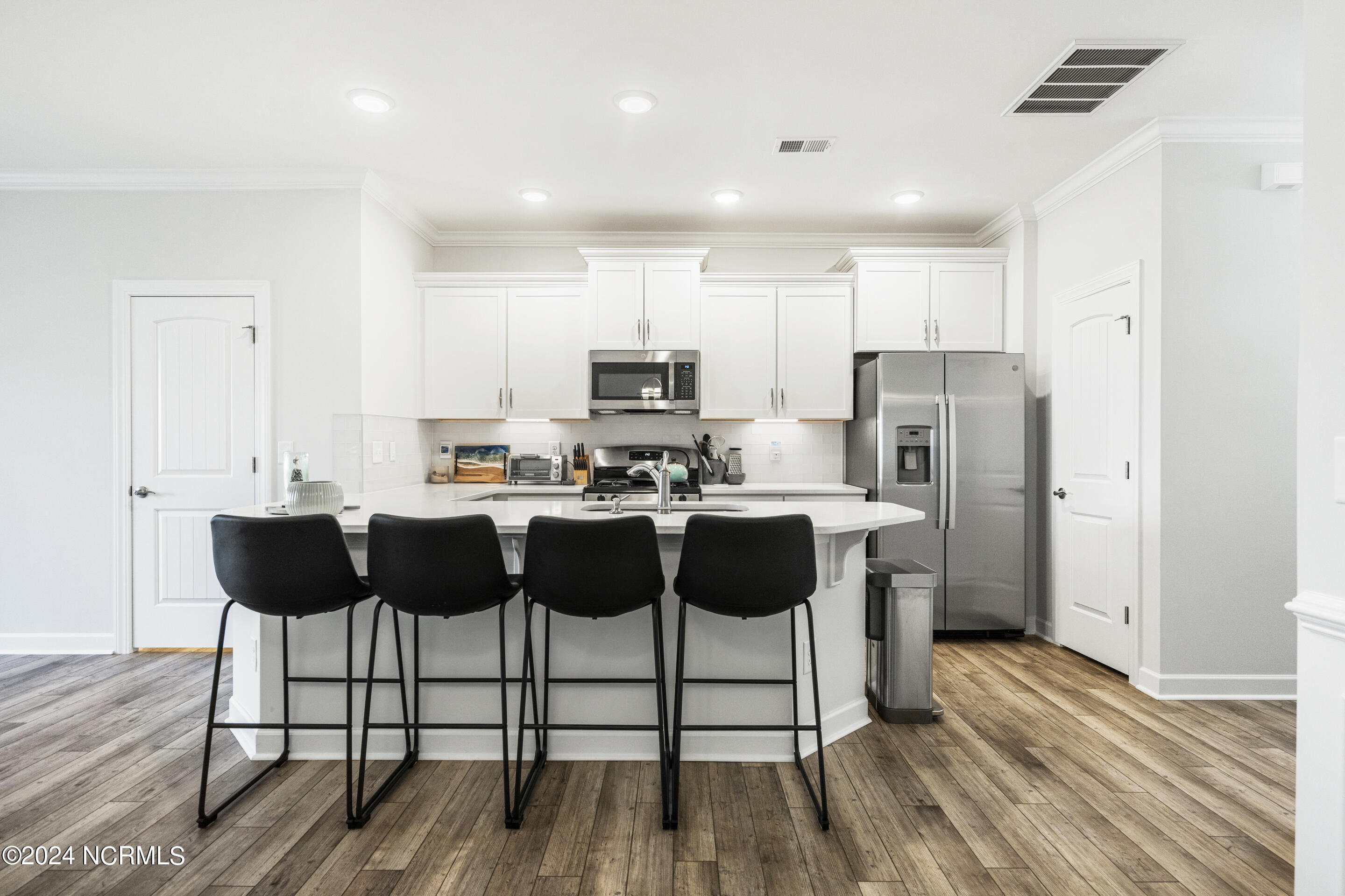 209 White Stone Place, 10