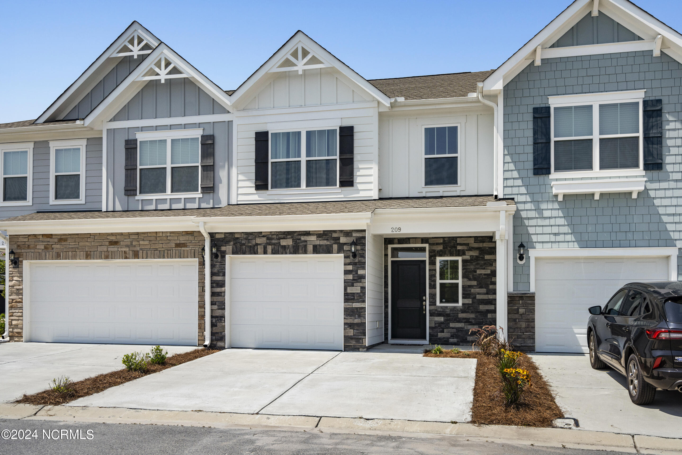 209 White Stone Place, 10