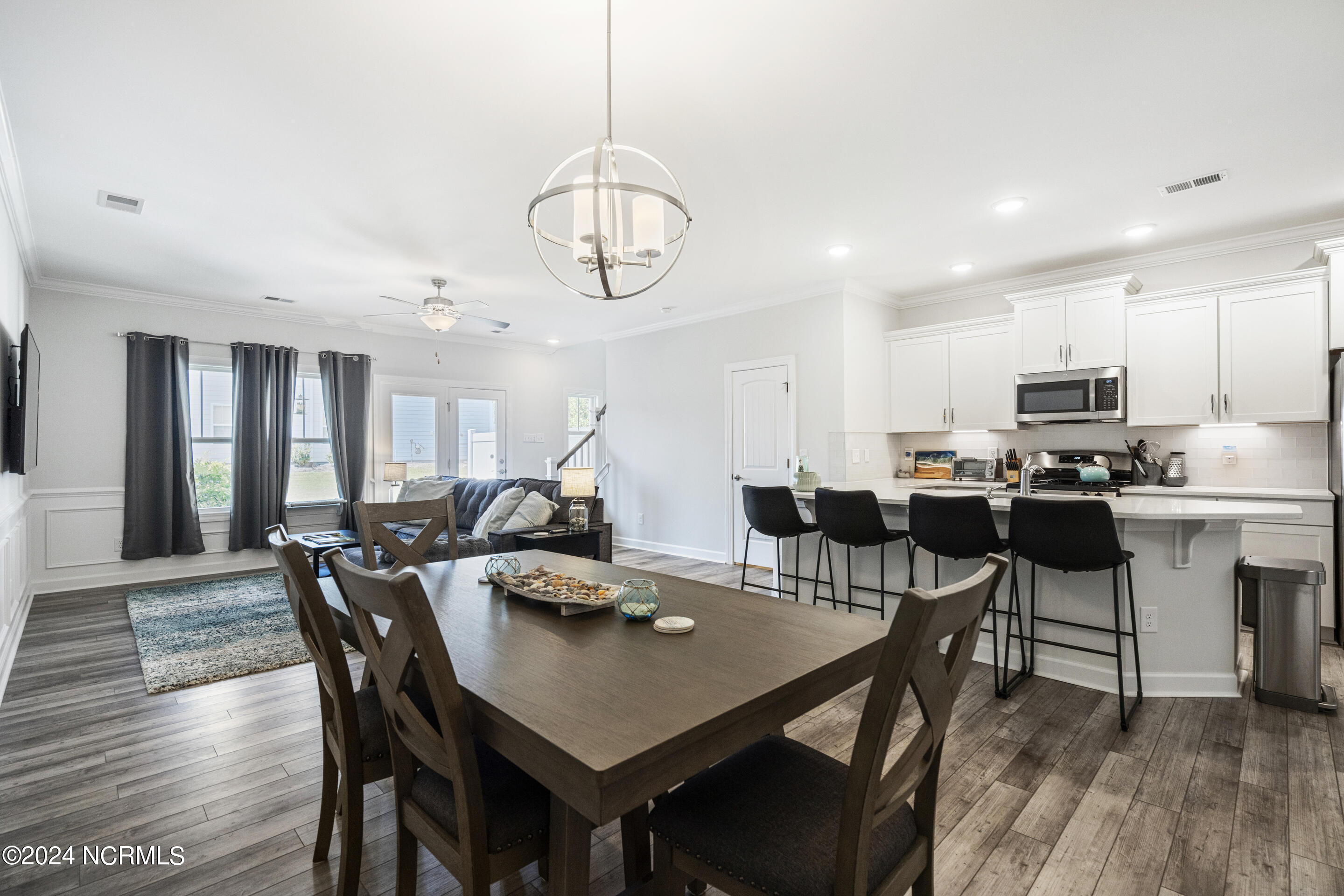 209 White Stone Place, 10