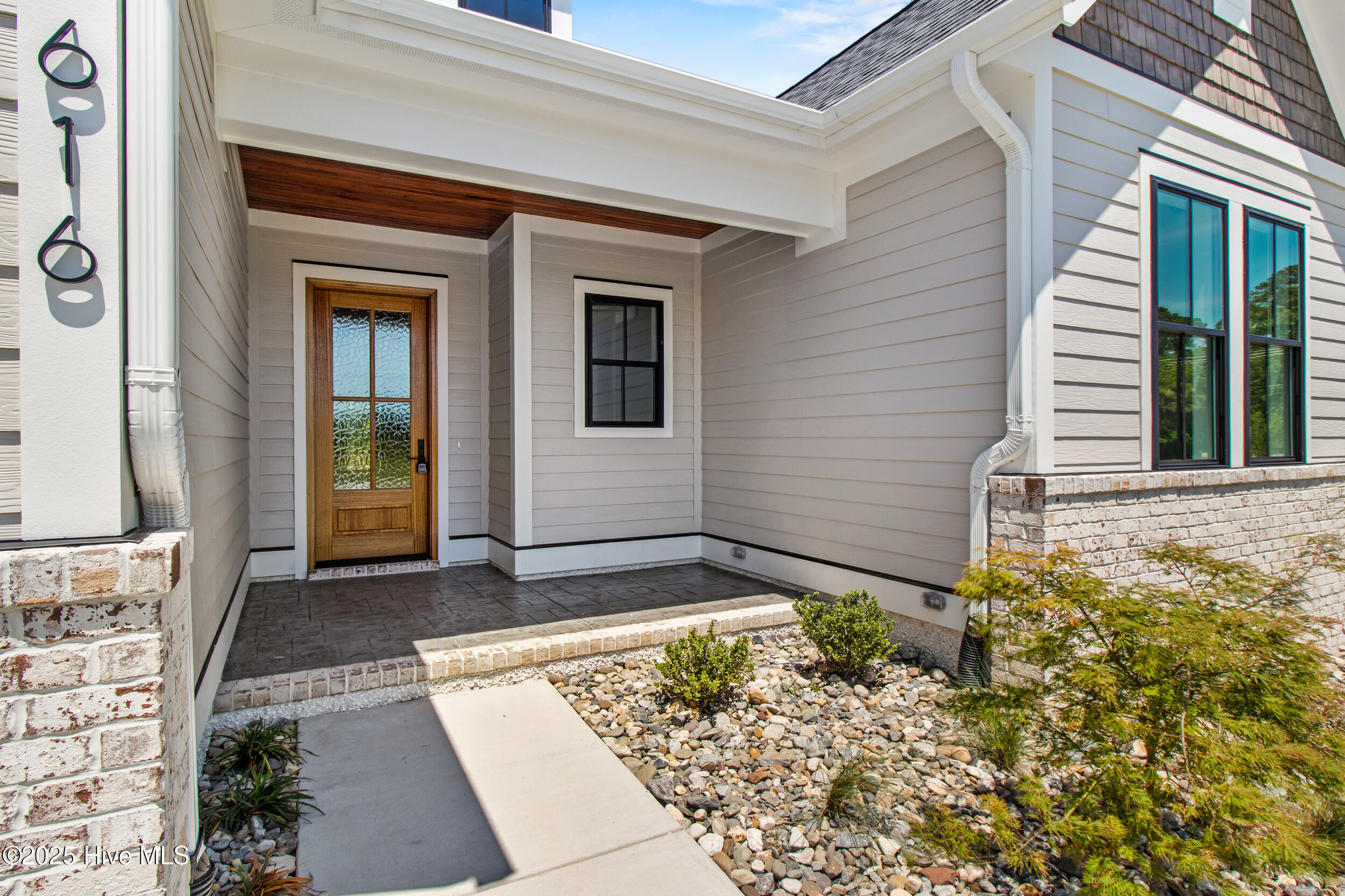 616 Waterstone Drive