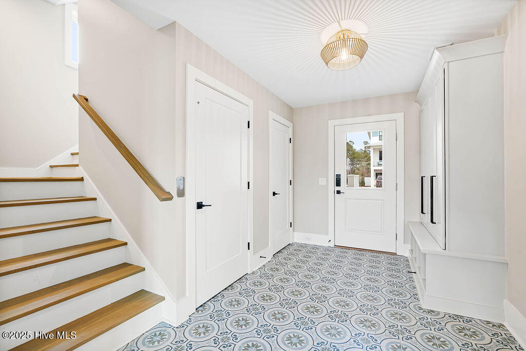 728 Waterstone Drive