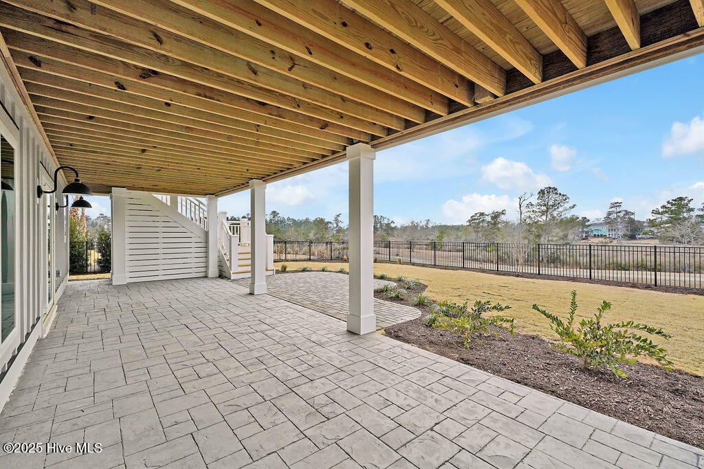 728 Waterstone Drive