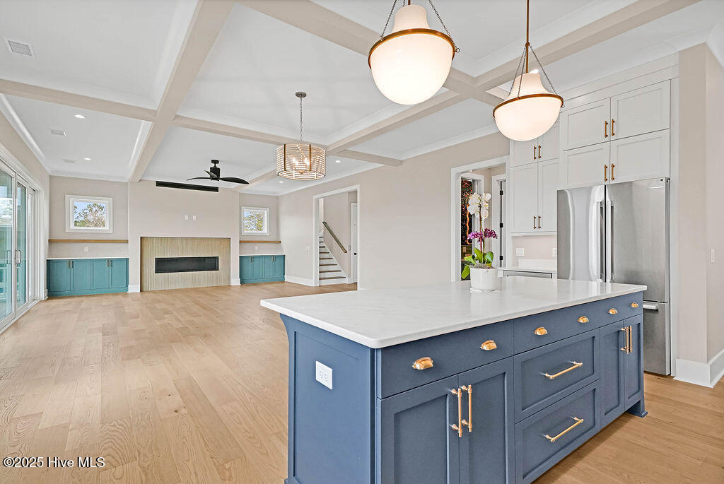 728 Waterstone Drive