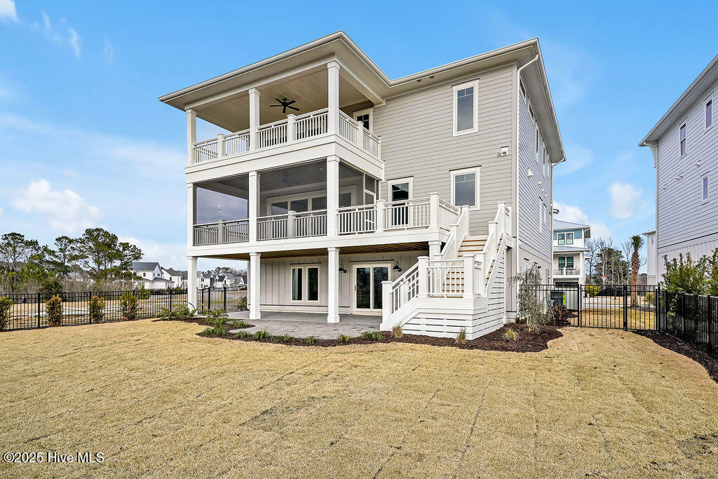 728 Waterstone Drive