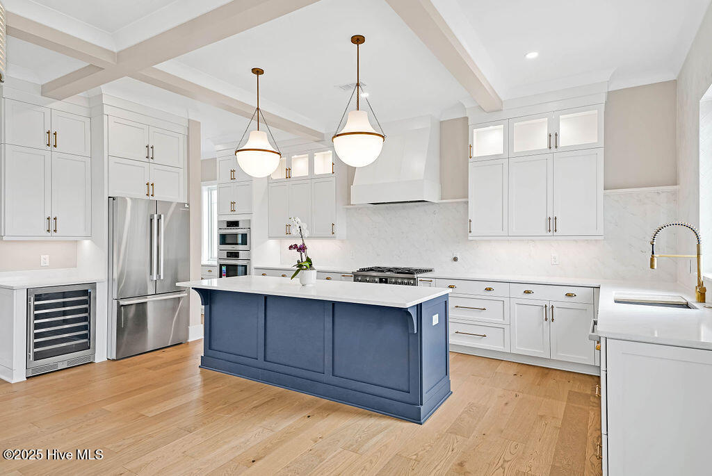 728 Waterstone Drive