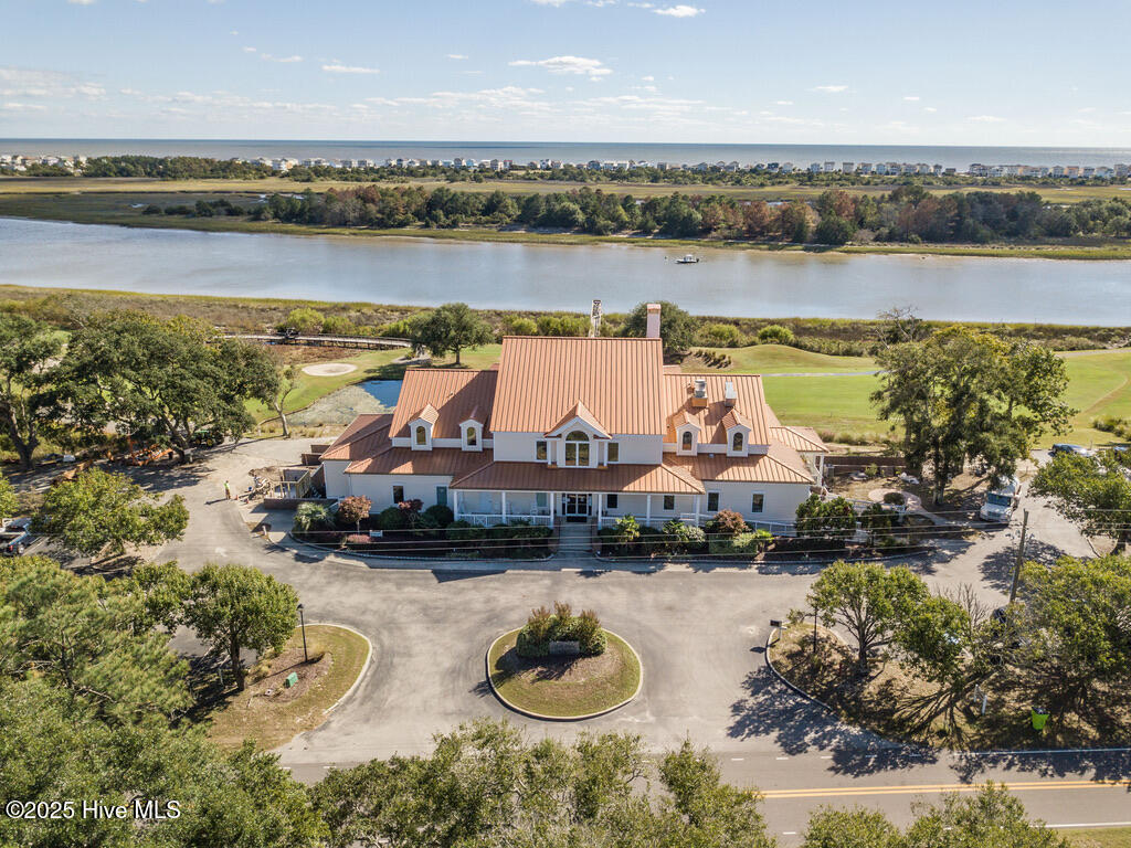 2058 Greenside Manor Drive