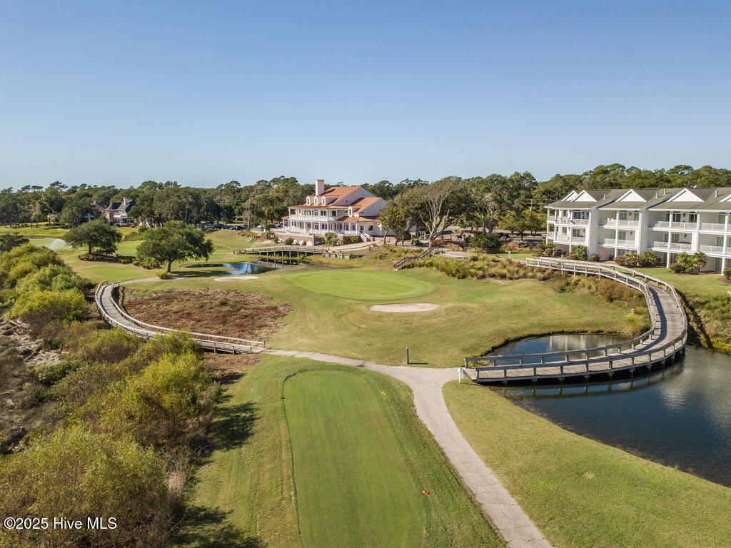 2058 Greenside Manor Drive