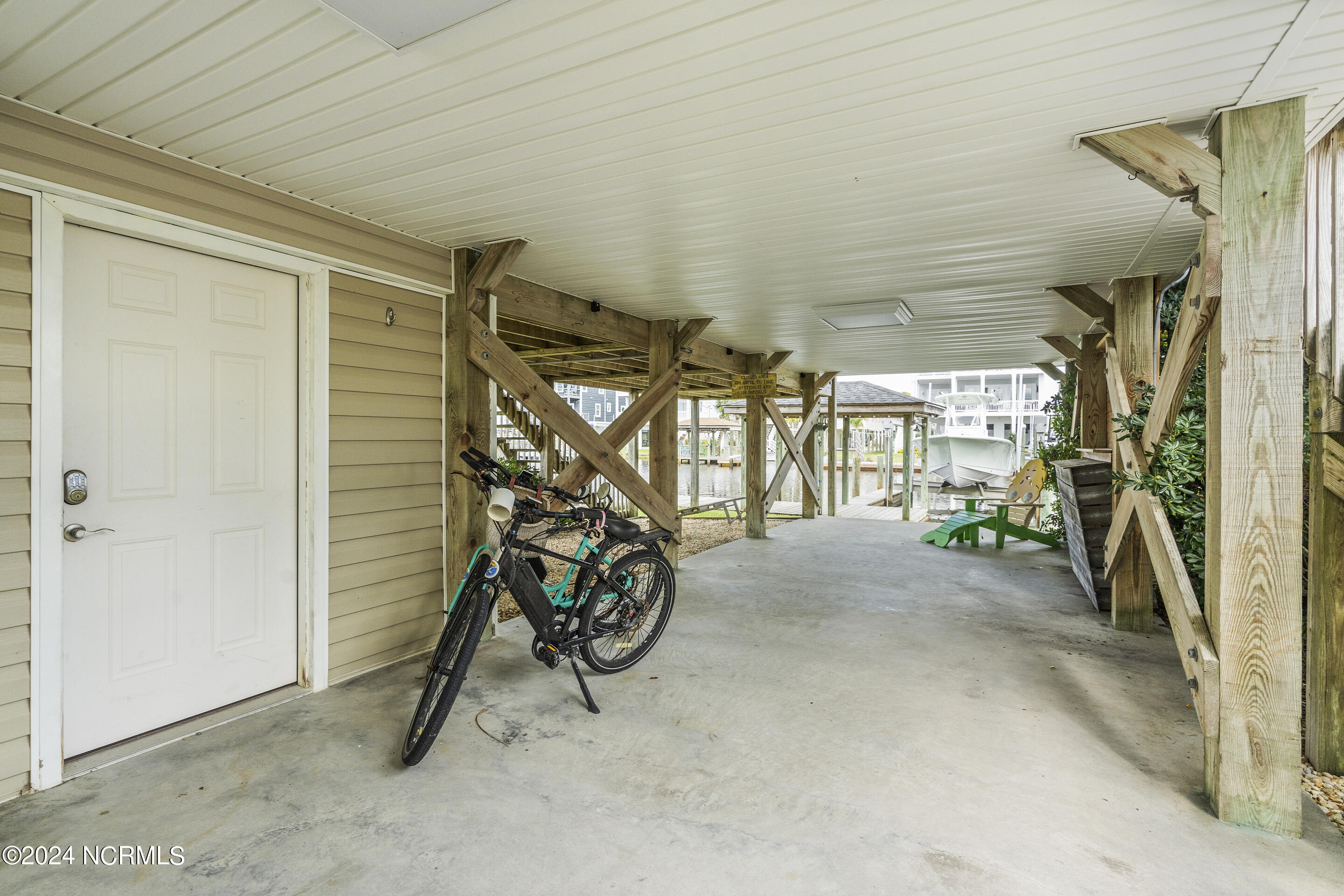 3078 3rd Street